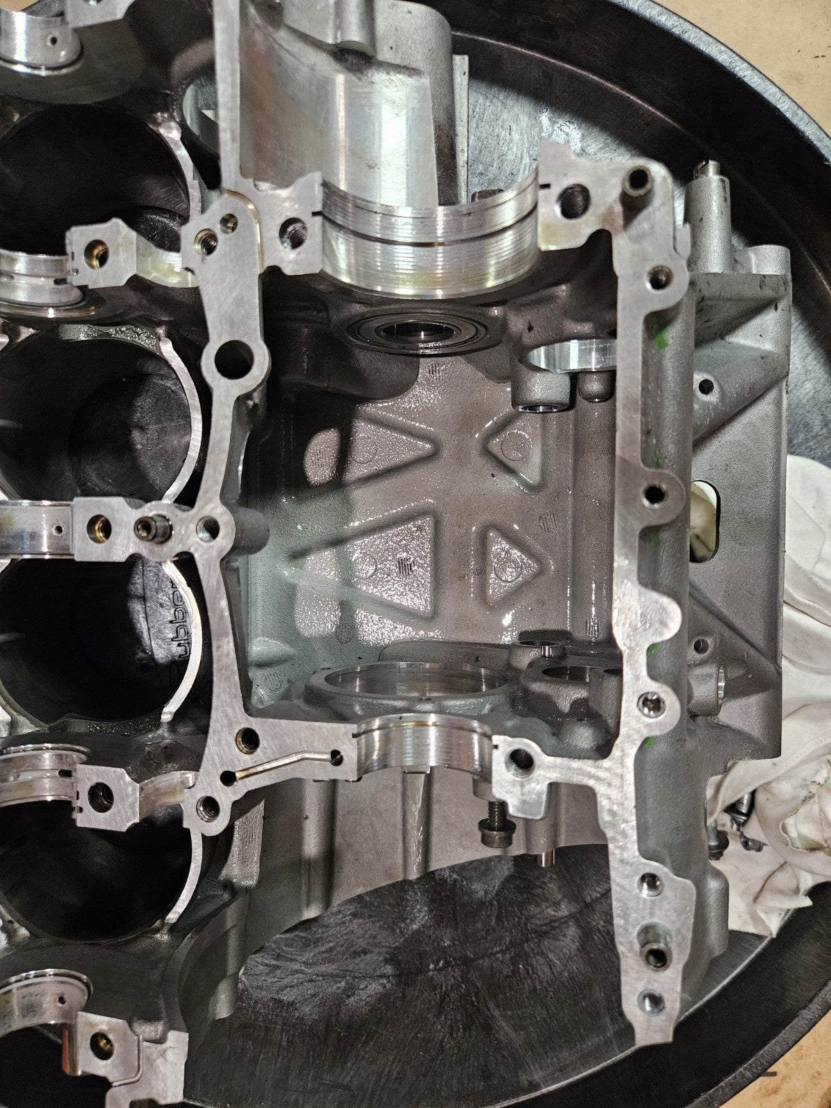 15-19 BMW S1000RR HP4 Genuine OEM Crankcase Bottom End Engine Block Cases Set