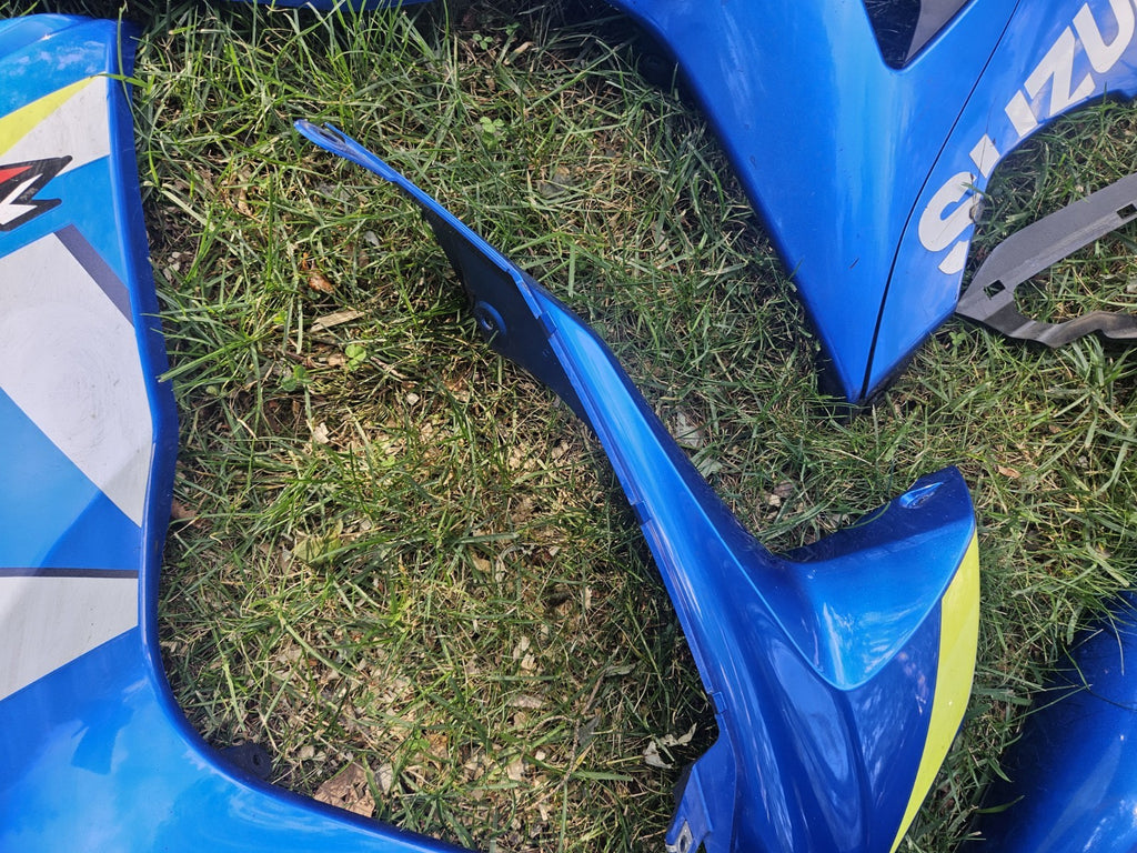 OEM Fairing Plastic SUZUKI GSXR 1000 2009-2016 OEM LOT ASSORTED. SEE DESCRIPTION