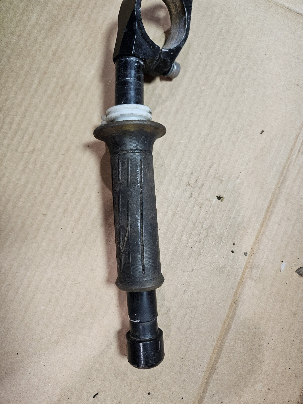 2001 Yamaha YZFR6 YZF R6 Right Clip On Handlebar Handle Bar Throttle OEM