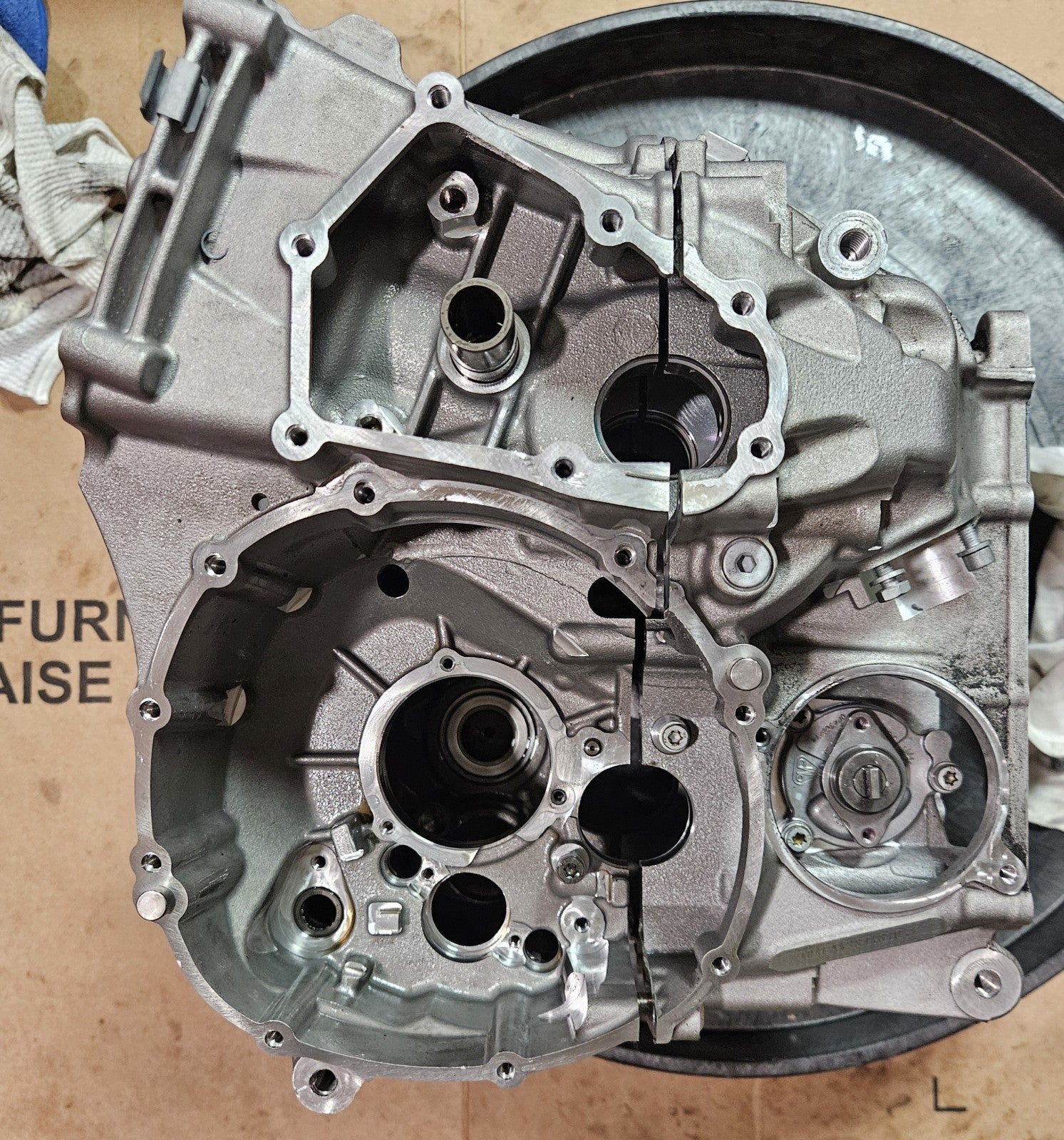 15-19 BMW S1000RR HP4 Genuine OEM Crankcase Bottom End Engine Block Cases Set