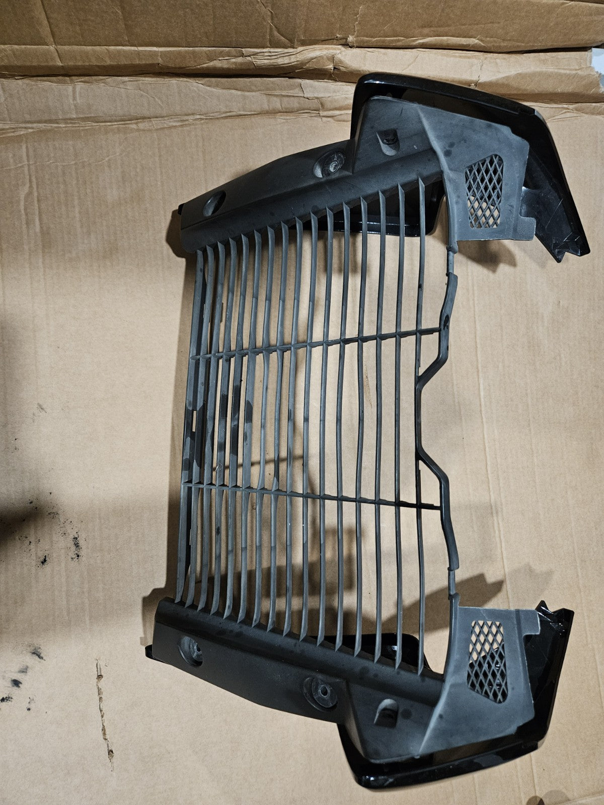 2011 Honda Cb1000R Radiator Guard/Shroud OEM GENUINE