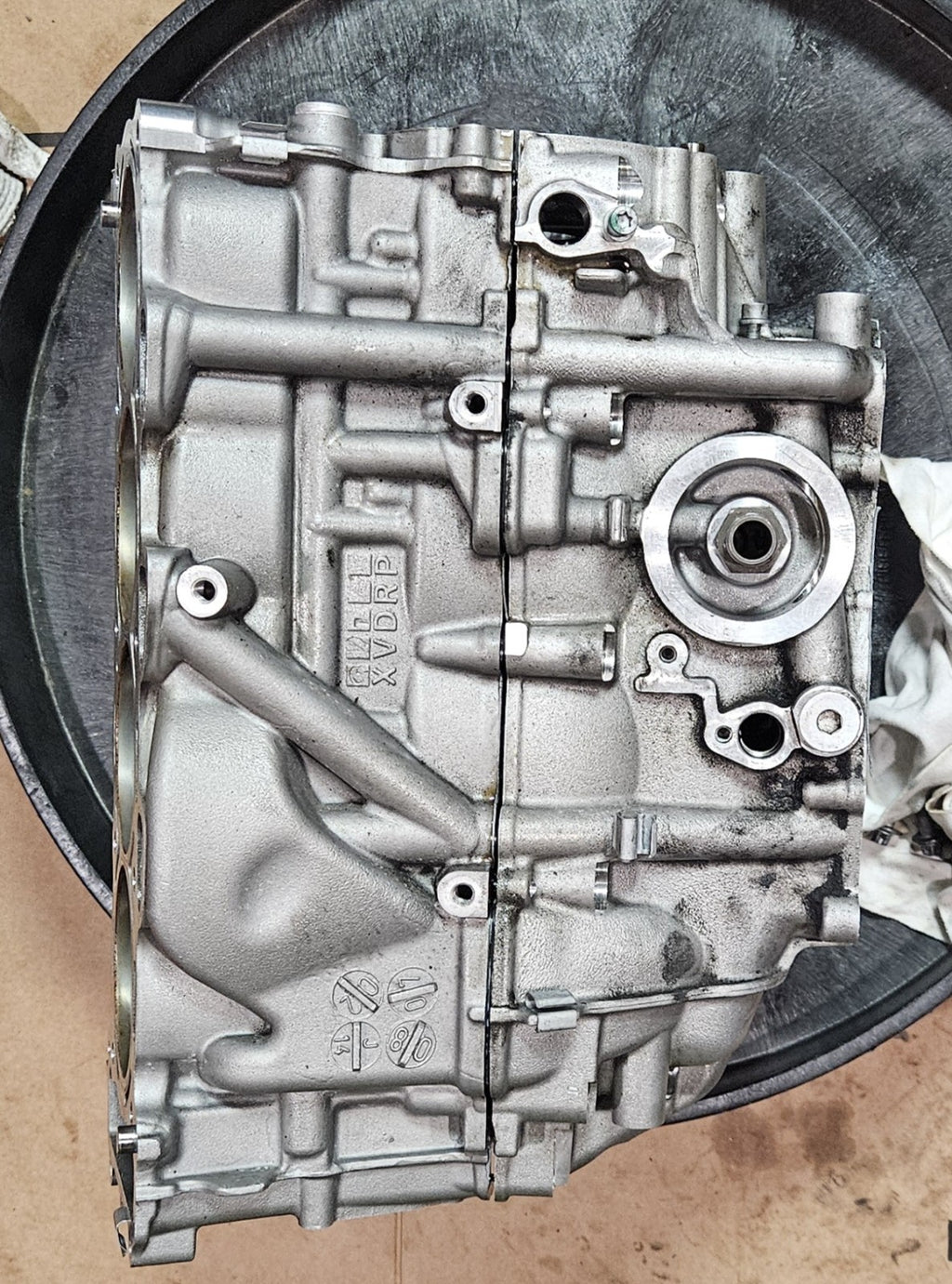 15-19 BMW S1000RR HP4 Genuine OEM Crankcase Bottom End Engine Block Cases Set