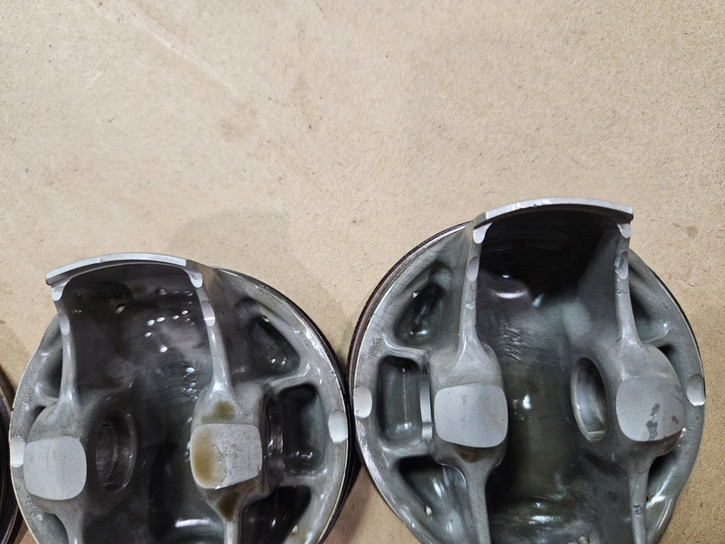 09-16 Suzuki GSXR 1000 Engine Motor Pistons