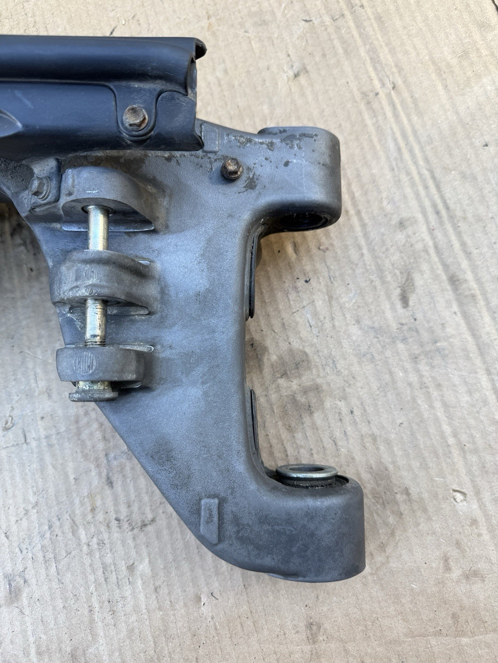 2000-2001 Ducati 748 748S OEM Rear Swingarm Swing Arm Suspension