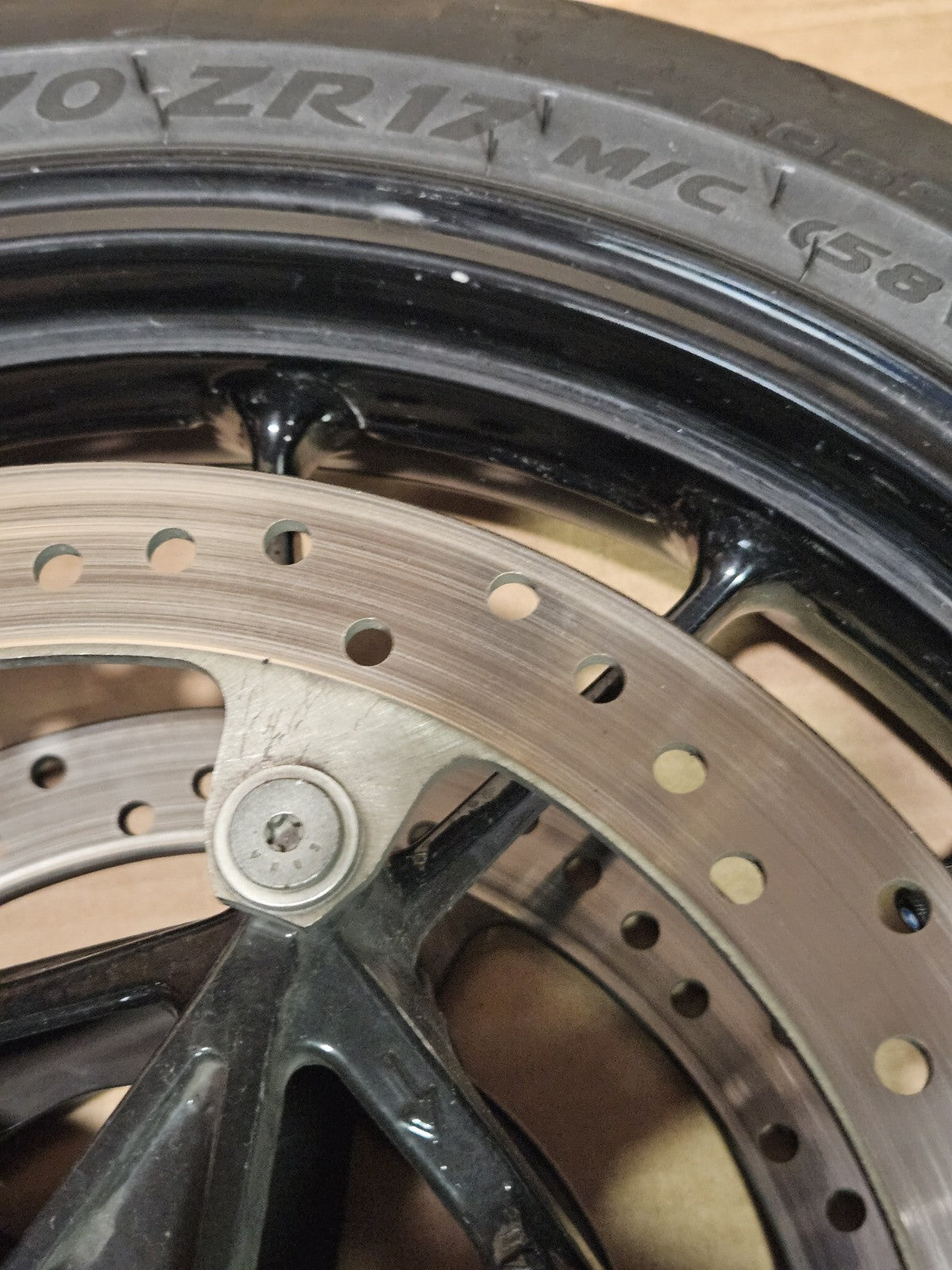 2010 2011 2012 2013 2014 BMW S1000RR S1000R GENUINE OEM FRONT WHEEL FRONT RIM