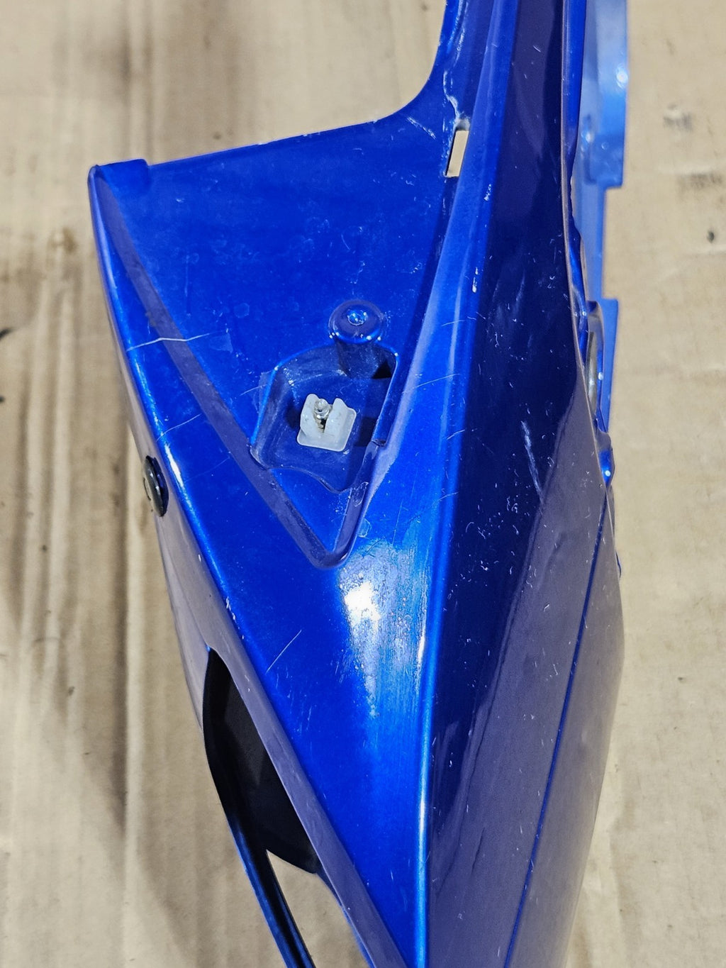 2006-2007 Suzuki GSXR600 GSXR750 OEM Center Tail Fairing Cowl Blue 45503-01H0210