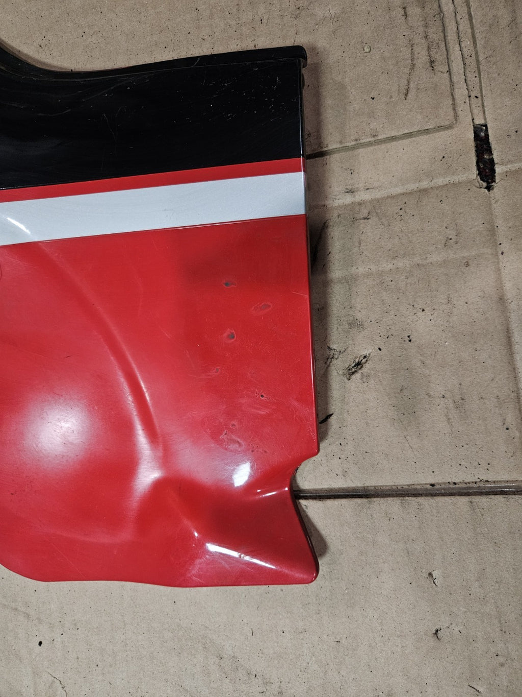 1986-1988 Suzuki GSXR1100 Cowl Side Cover Fairing Panel Body Frame