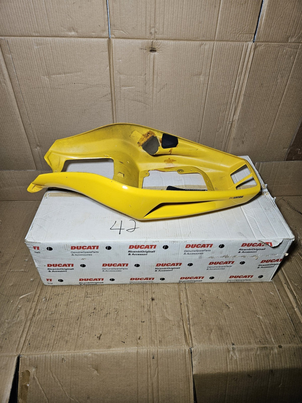 1999-2002 Ducati 748 Yellow Bi-Posto Rear Tail Fairing Seat Cowl Tailpiece OEM10