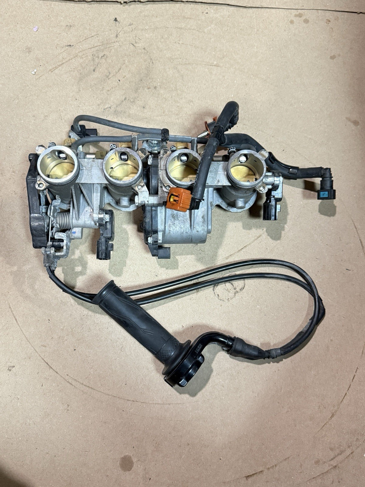 08-16 2009 Yamaha YZF R6 OEM Throttle Body Bodies Fuel Injectors Assembly Set