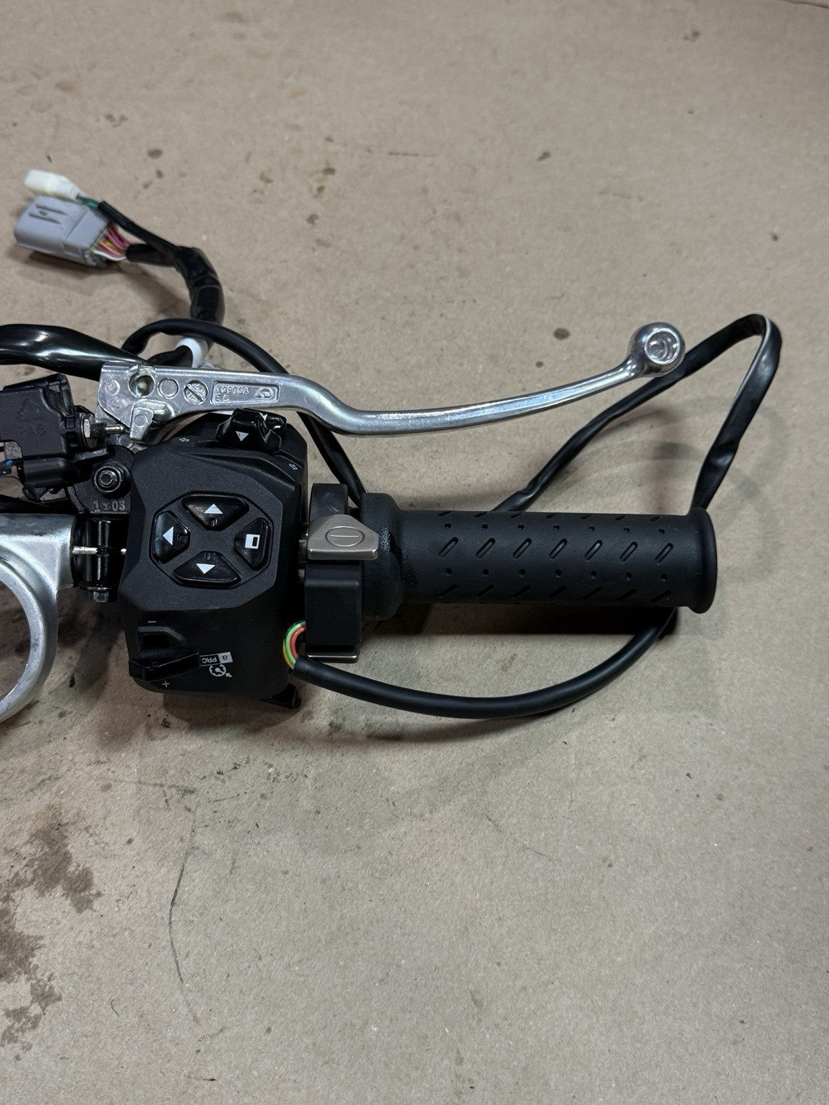2021-2024 Aprilia RSV4 1100 Genuine OEM Left Clip-On Handlebar w Switches Tested