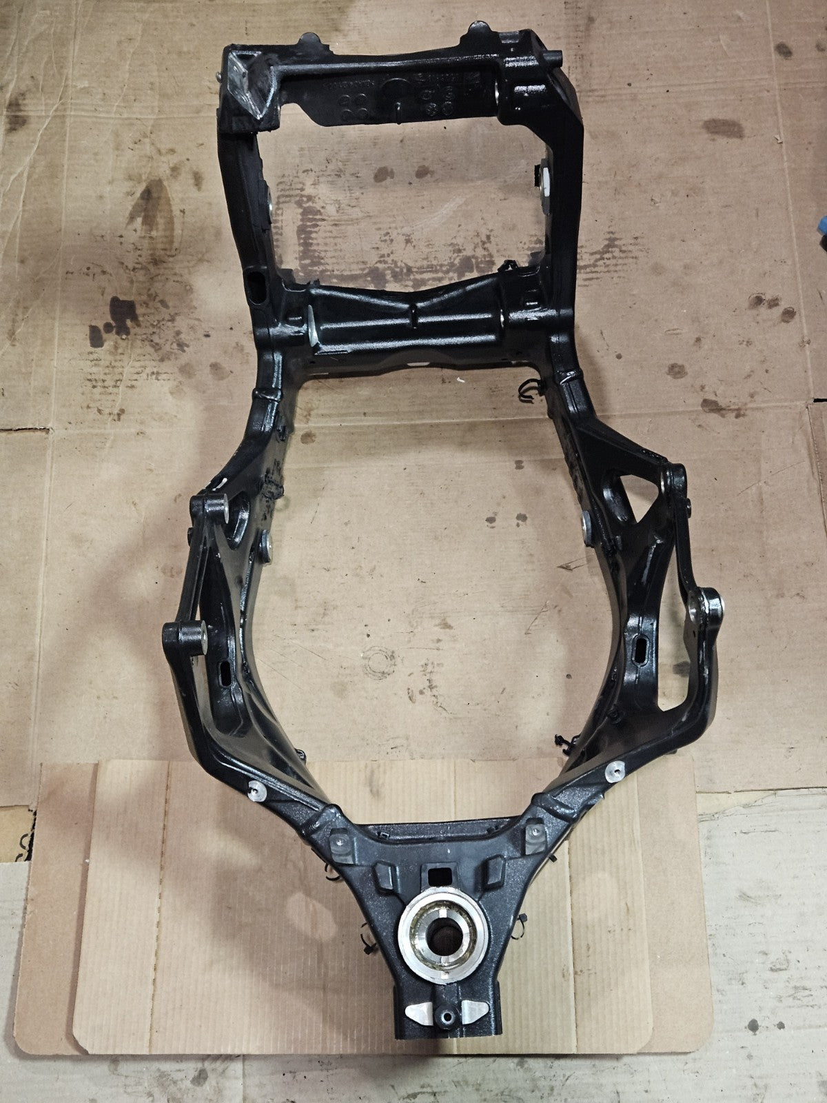2009-2014 BMW S1000RR S1000 Frame Main Chassis CLN 09 10 11 12 13 14 DAMAGED