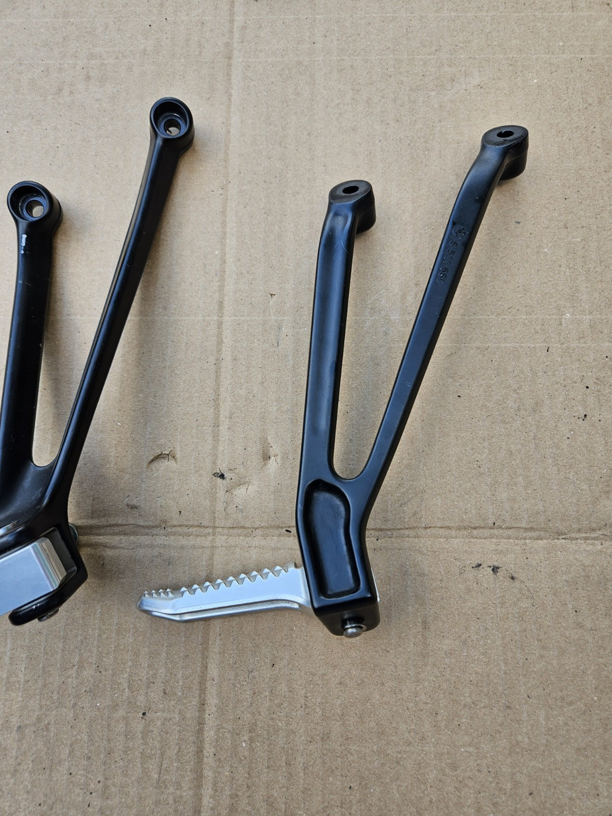 15-18 BMW S1000RR Rear Back Passenger Foot Pegs Used Genuine OEM Working Set Kit