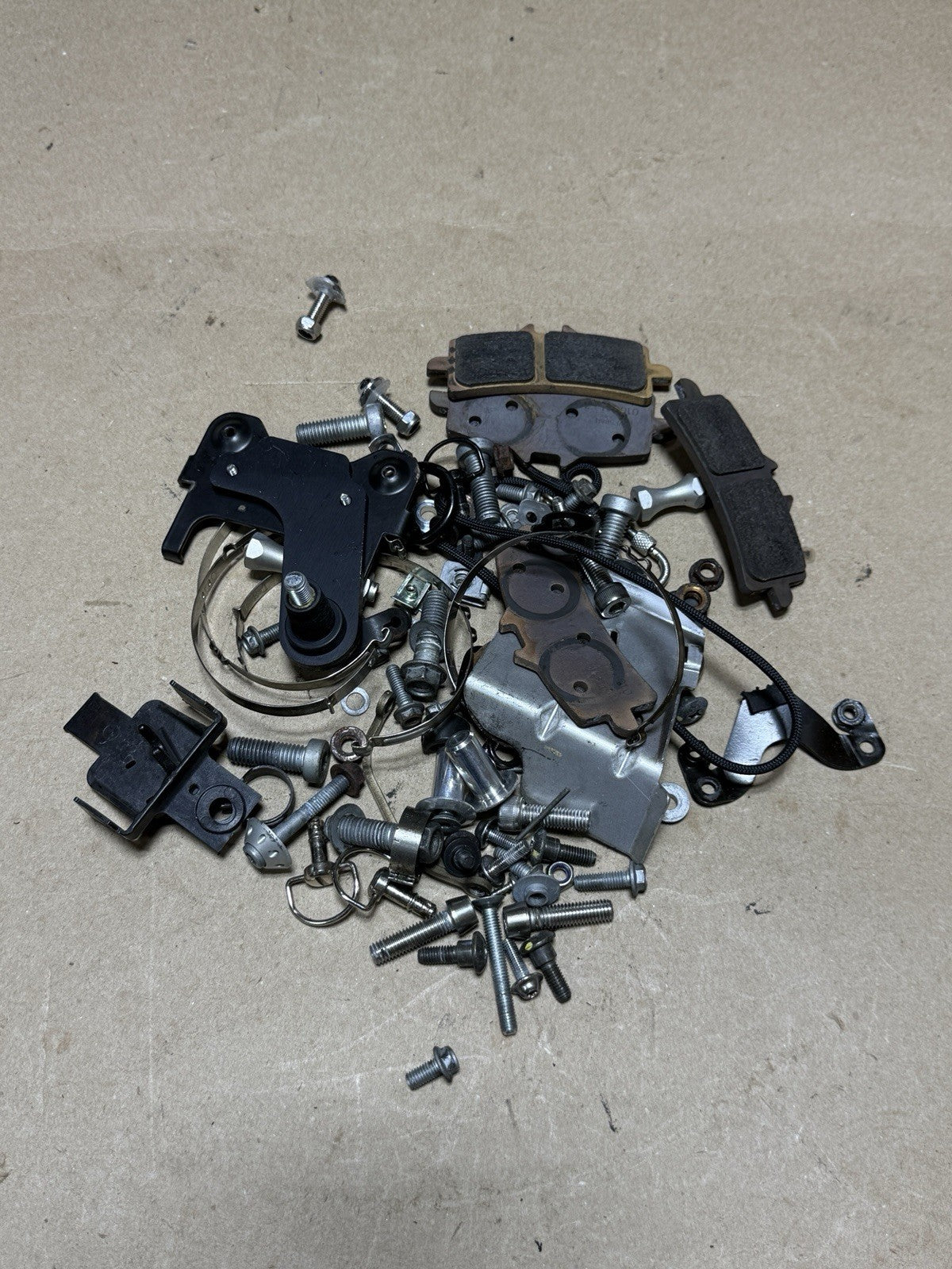 2015-2018 Aprilia RSV4 1000 RR RF Tuono OEM Engine Bolts Hardware Brackets Lot