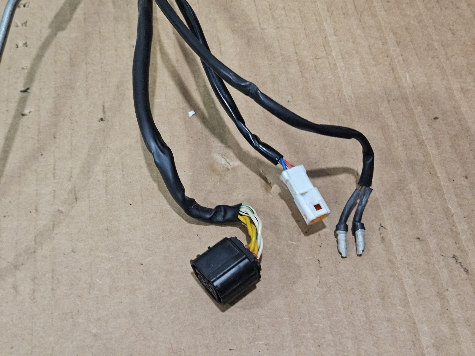 15-19 2015 Ducati 1299 OEM Left Handlebar Controls Clutch Switch Throttle Bar
