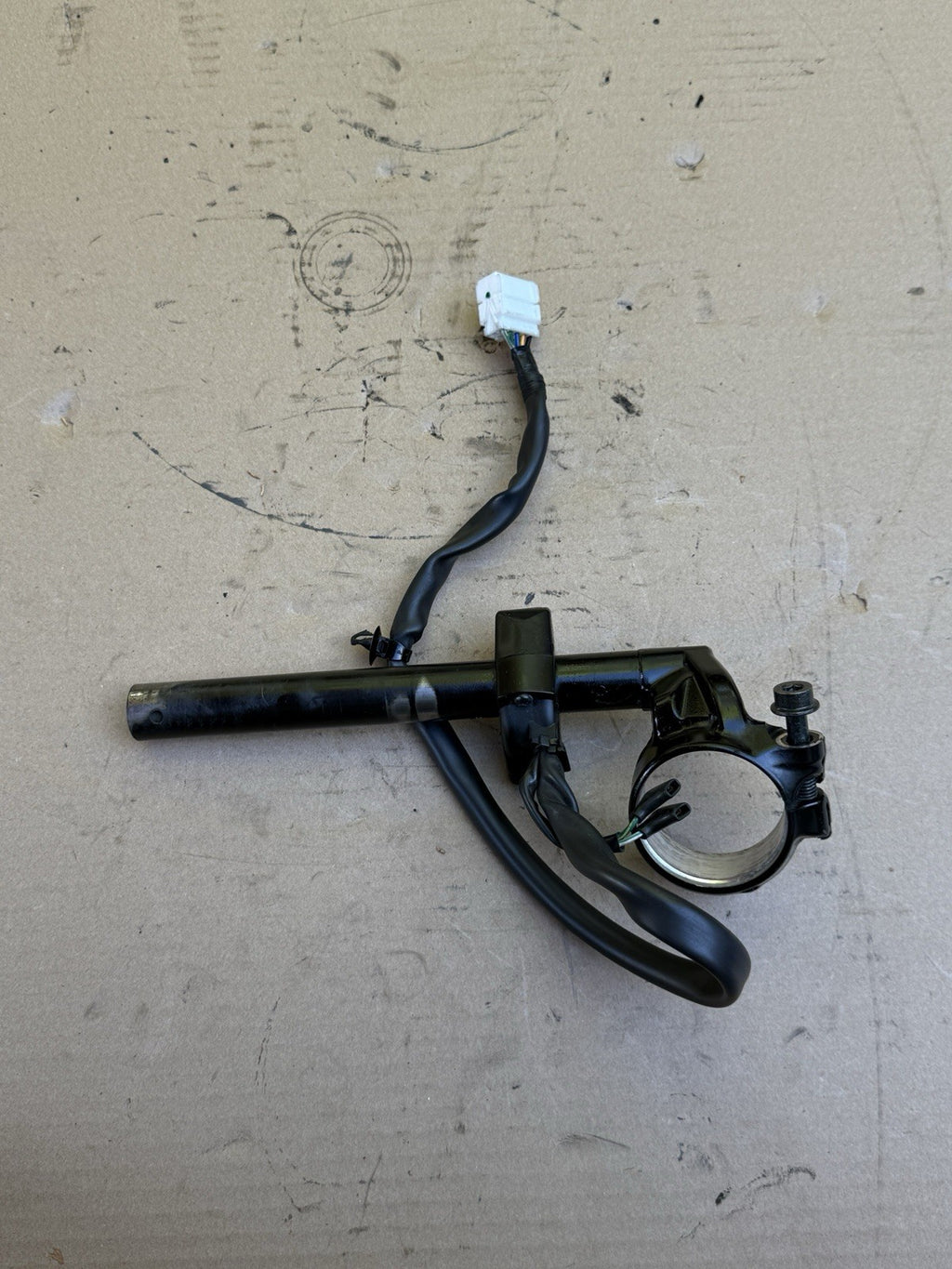 2008-2011 Honda CBR1000RR Fireblade OEM Right Clip-On Bar Kill Run Start Switch2