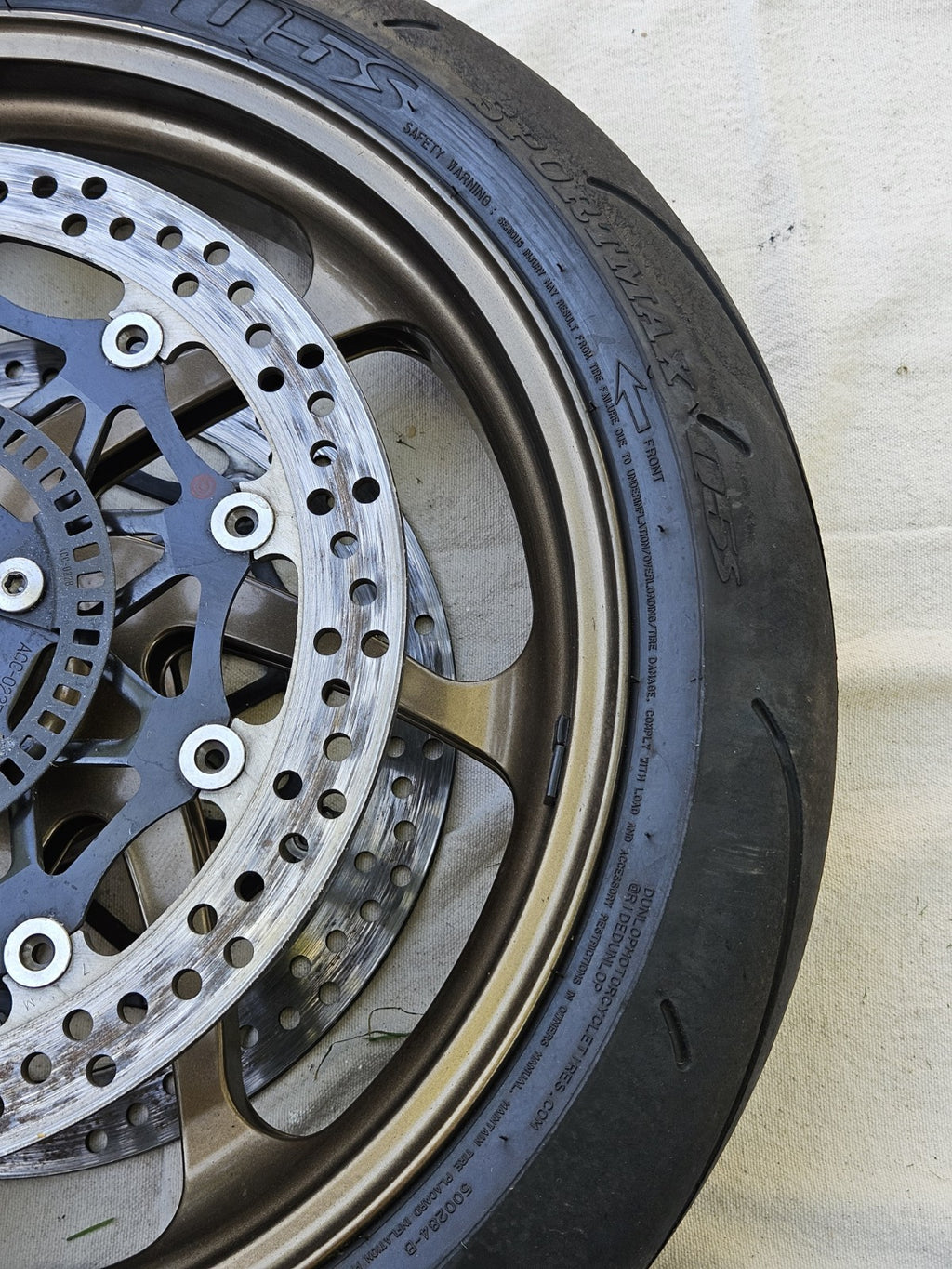 KAWASAKI NINJA ZX10RR ZX10R Marchesini FORGED FRONT WHEEL RIM DMG3