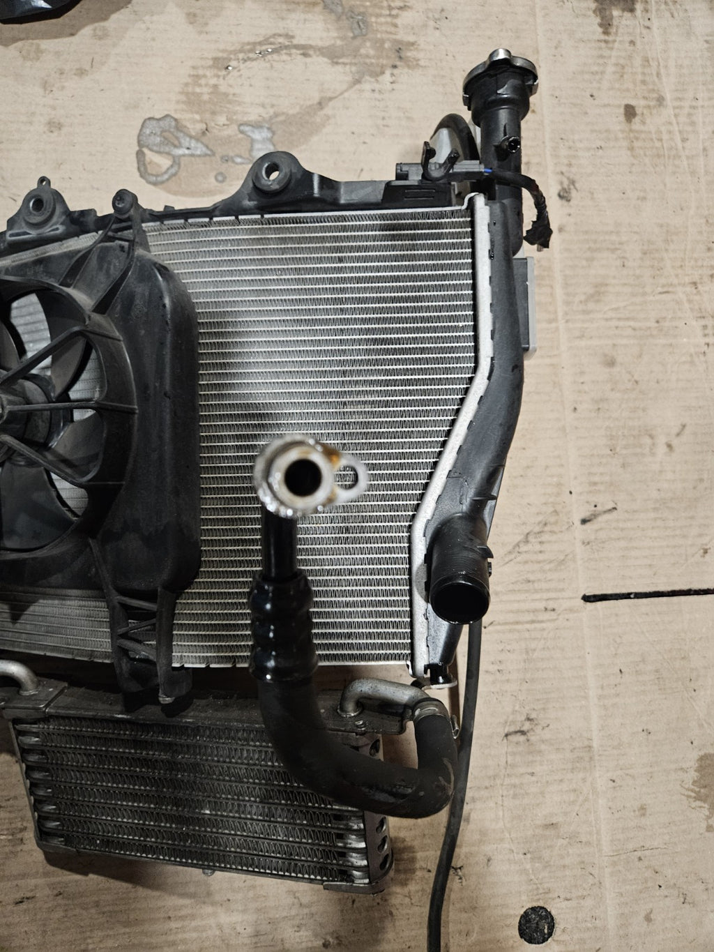 2010-2014 BMW S1000RR OEM Radiator Cooling Assembly w/ Oil Cooler Fan Reservoir