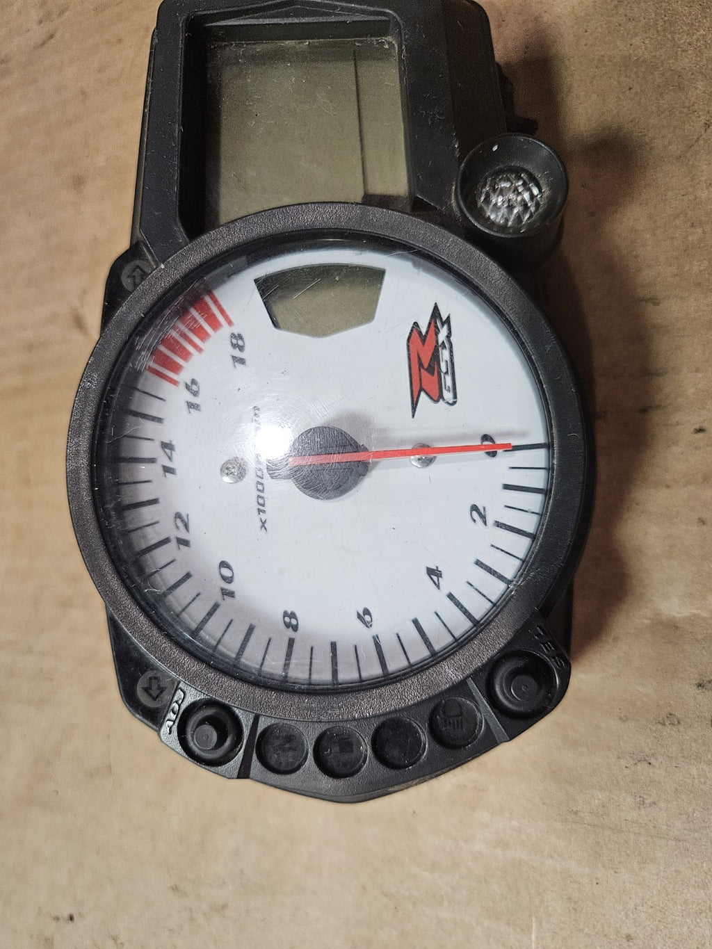 06-09 SUZUKI GSXR 600 750 OEM SPEEDO TACH GAUGES DISPLAY CLUSTER SPEEDOMETER2