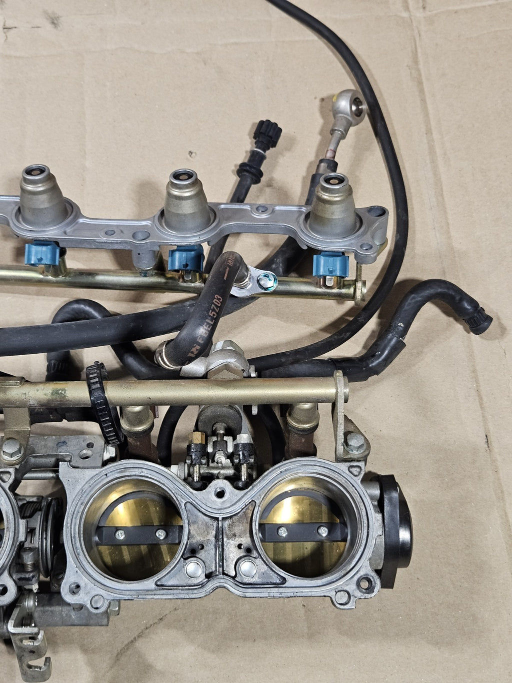 2006-2007 Honda CBR1000RR Fireblade OEM Throttle Bodies Injectors 16401-MEL-A2120