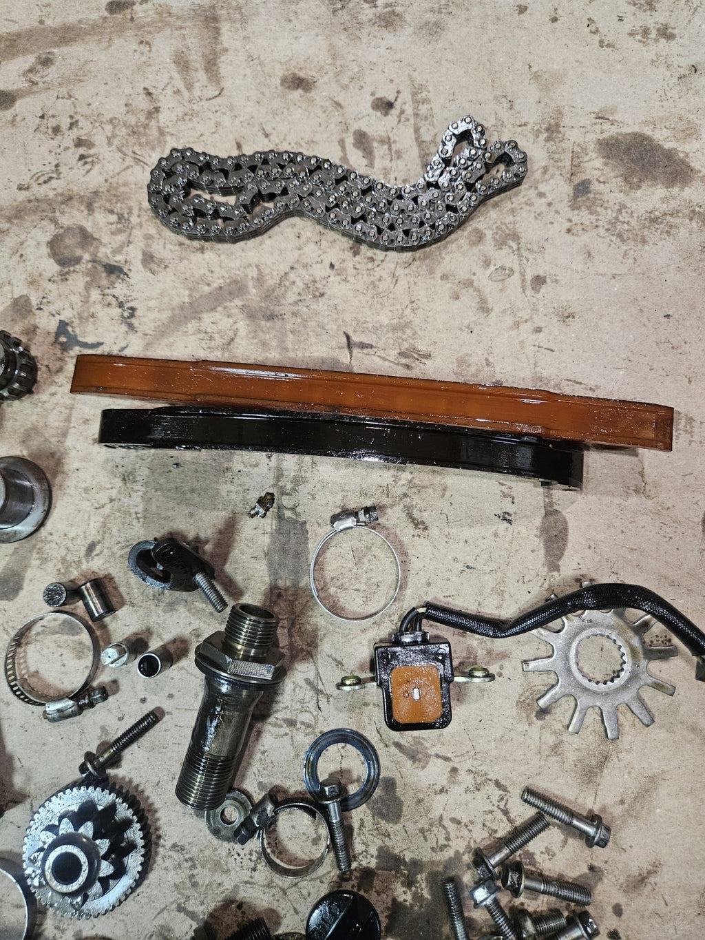01-06 2002 HONDA CBR600F4I CBR600 F4I PARTS AND HARDWARE LOT ENGINE PARTS