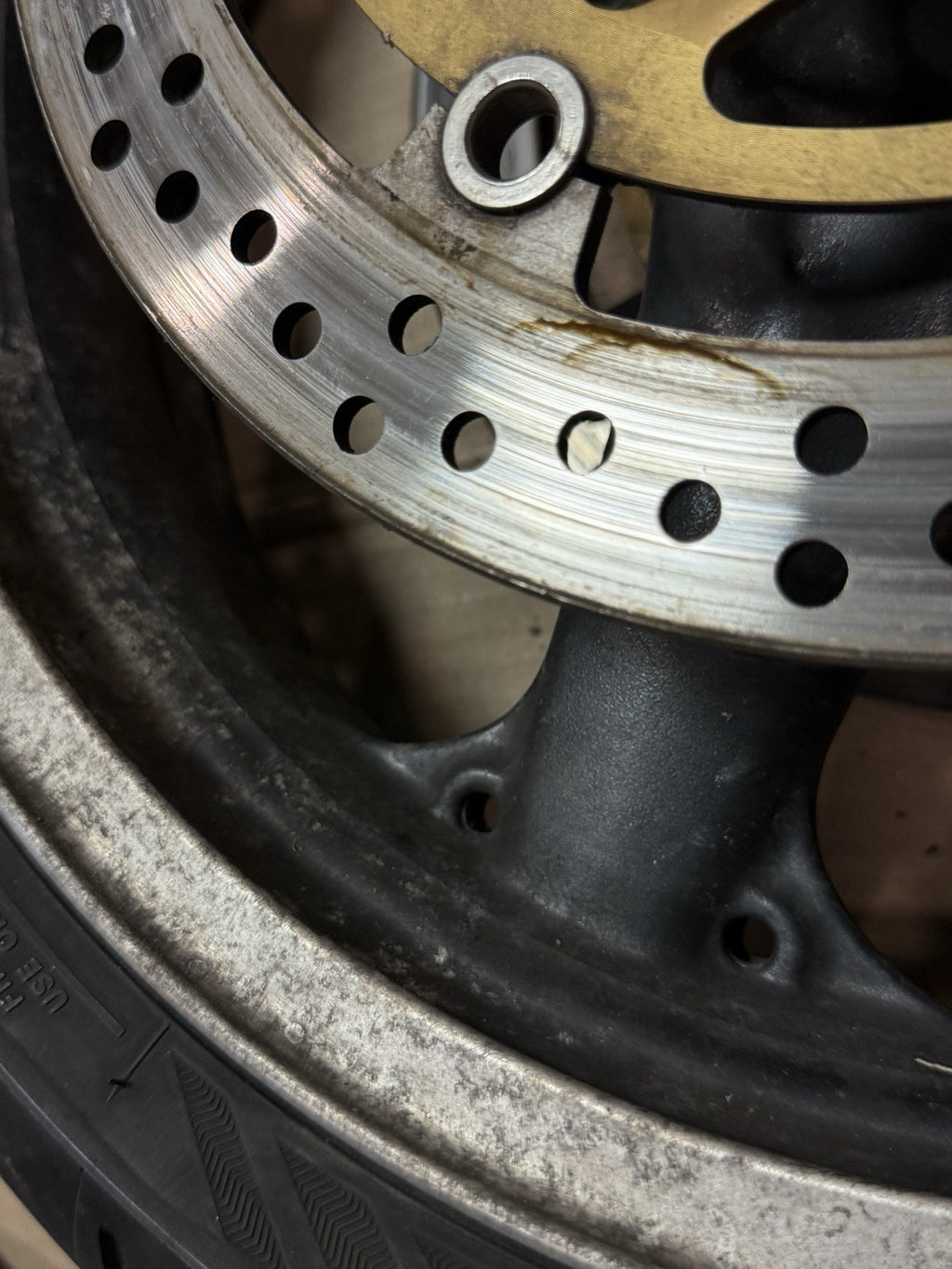 98-02 Kawasaki Ninja ZX6R ZX600 00-03 ZX9R OEM Front Wheel Rim 17x3.5 41073-16335