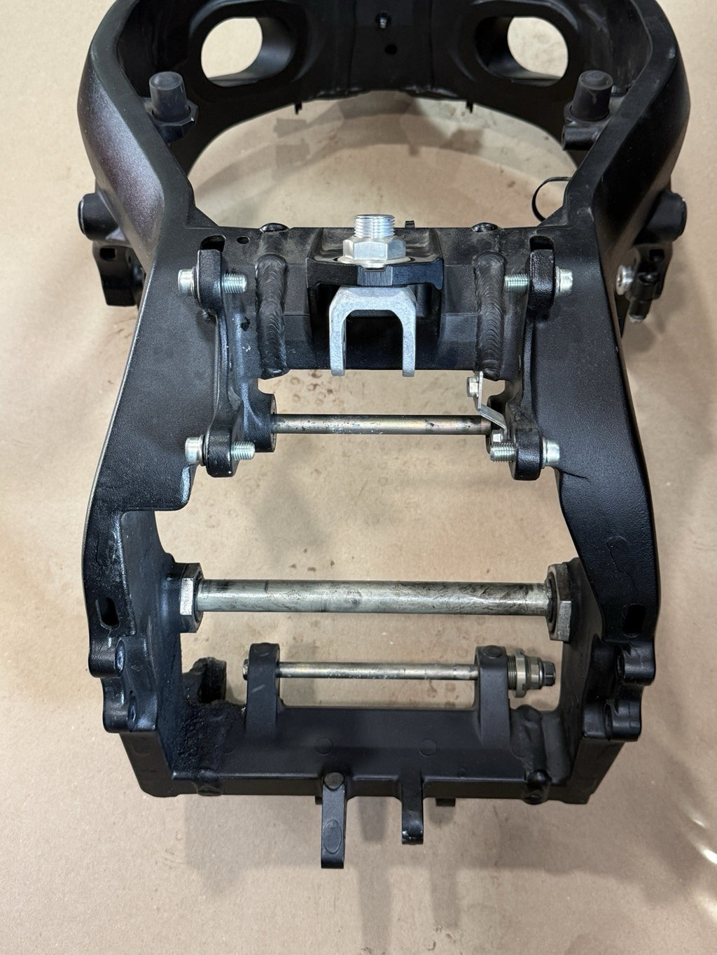 09-16 2012 Suzuki GSXR 1000 Main Frame Chassis STRAIGHT CLEAN 0 Miles