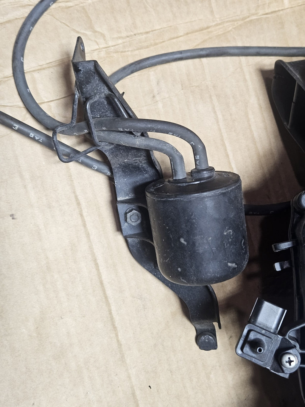 2008-2016 Honda CB1000R OEM Air Box Airbox Filter Intake Cleaner