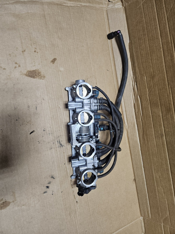 11-16 2011 OEM Honda Cb1000r Throttle Body 16401-mfn-l62