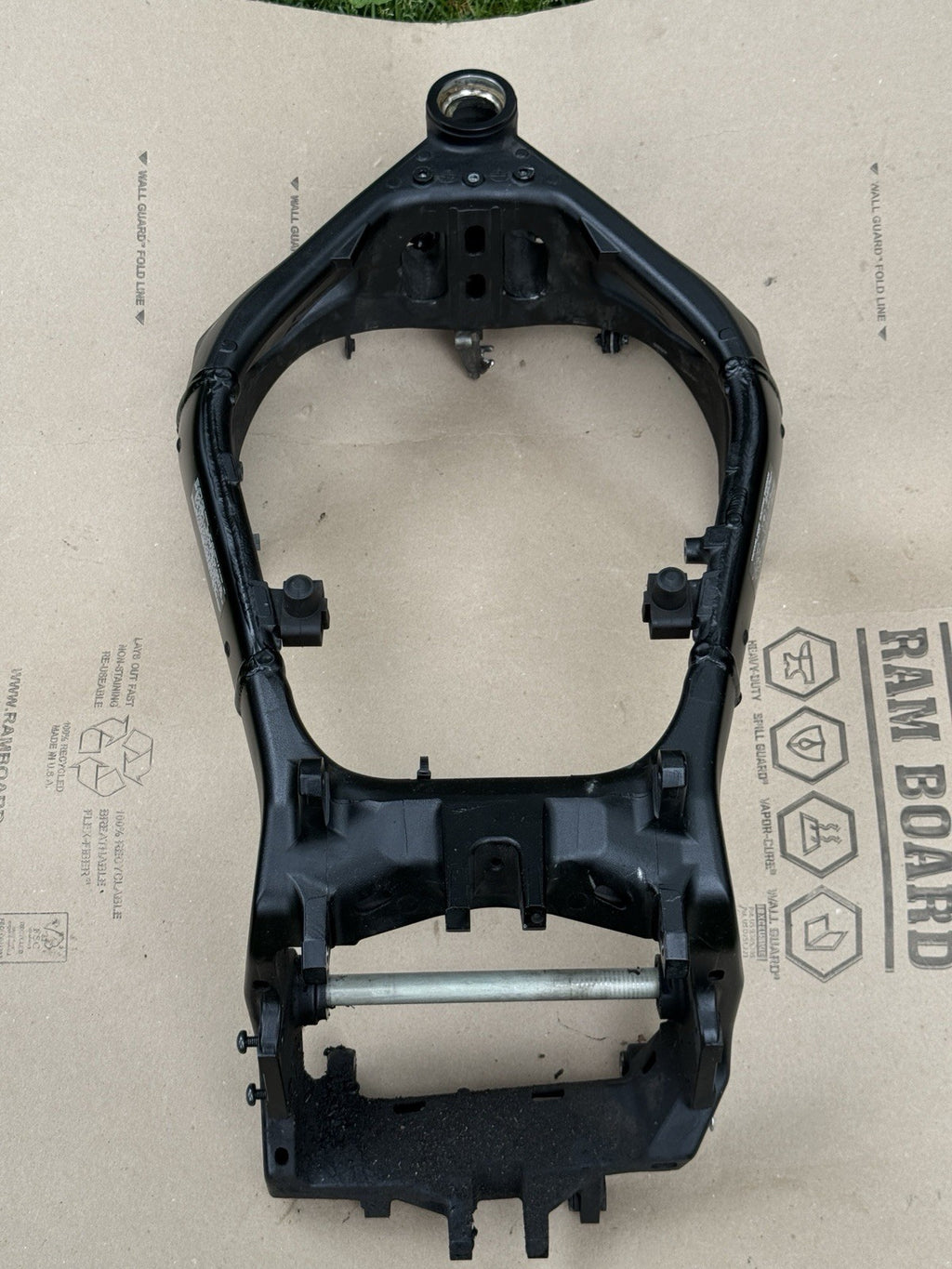 2017 17-25 SUZUKI GSXR1000R GSXR1000 OEM MAIN FRAME CHASSIS *CLEAN VA0