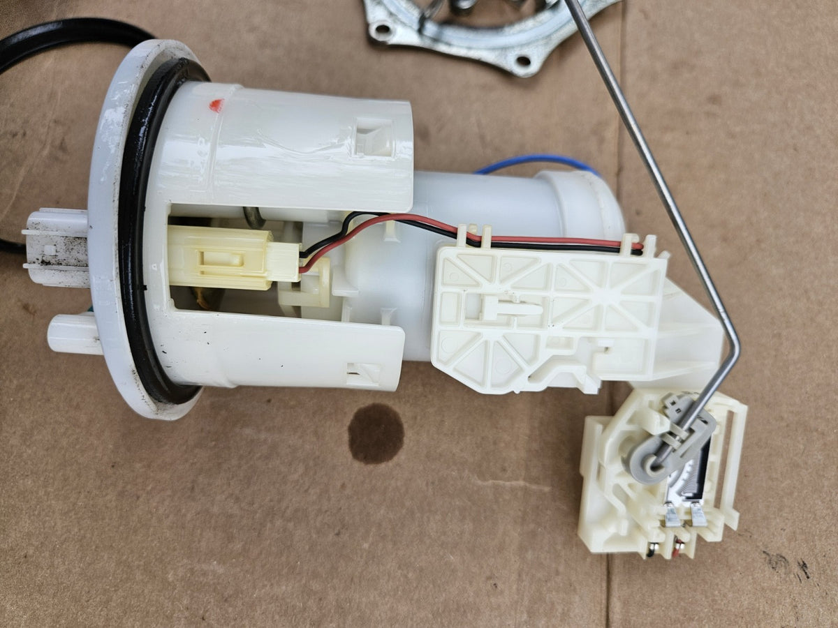 07 08 09 10 11 12 13 14 15 24 HONDA CBR 600RR CBR600RR OEM fuel gas pump petrol8