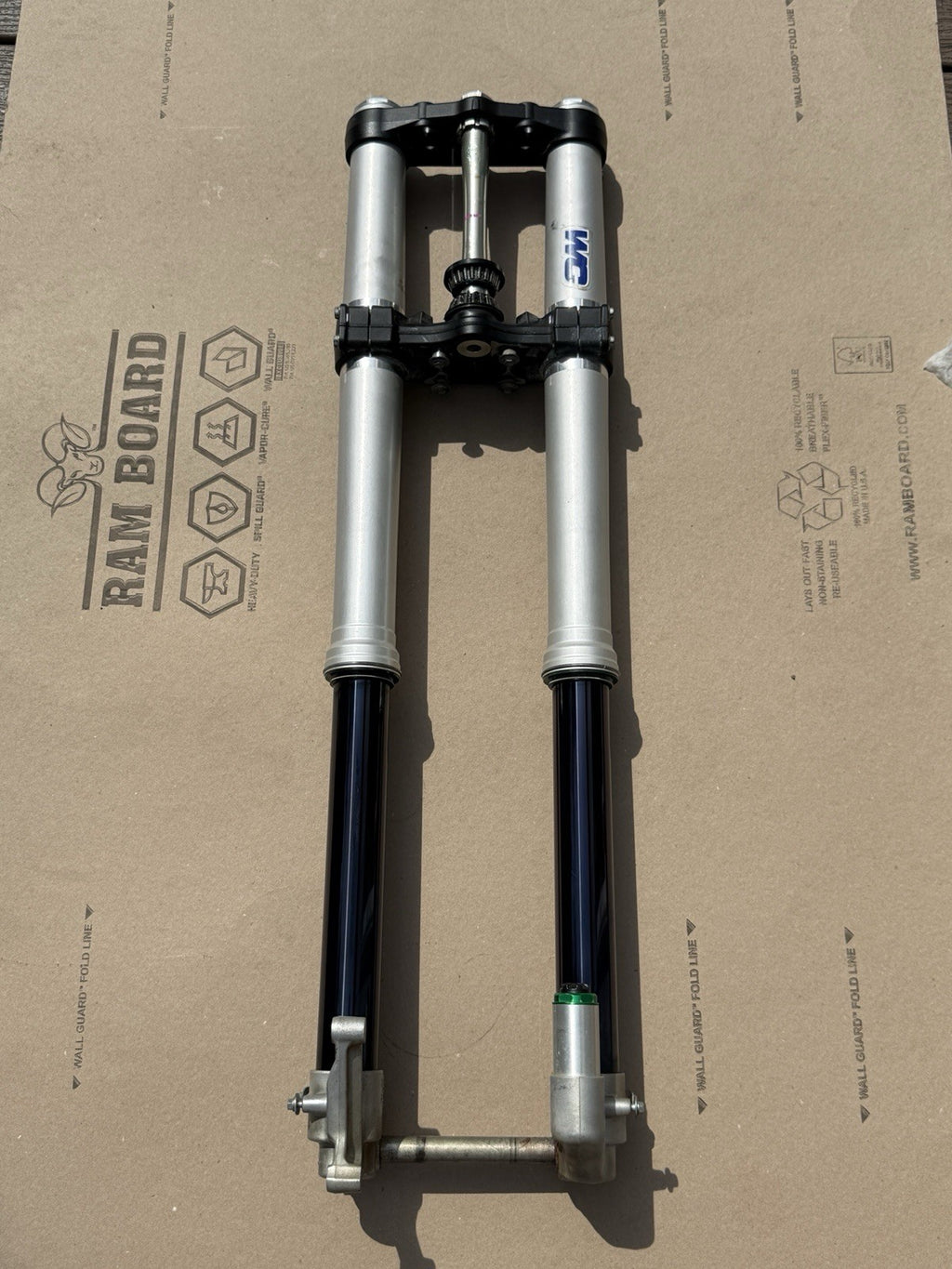 17-18 Kawasaki KX450F OEM Showa SFF Air TAC Forks Tubes Triple Tree Set