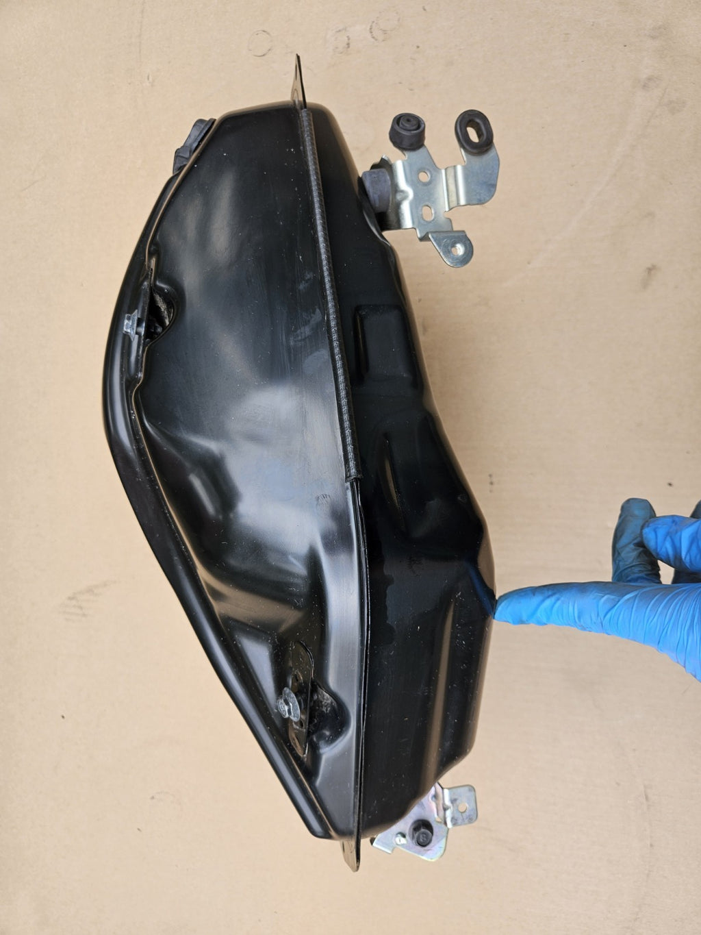 2022-2025 Yamaha YZF-R7 R7 OEM Gas Fuel Tank Petrol Reservoir BEB-24110-00-007