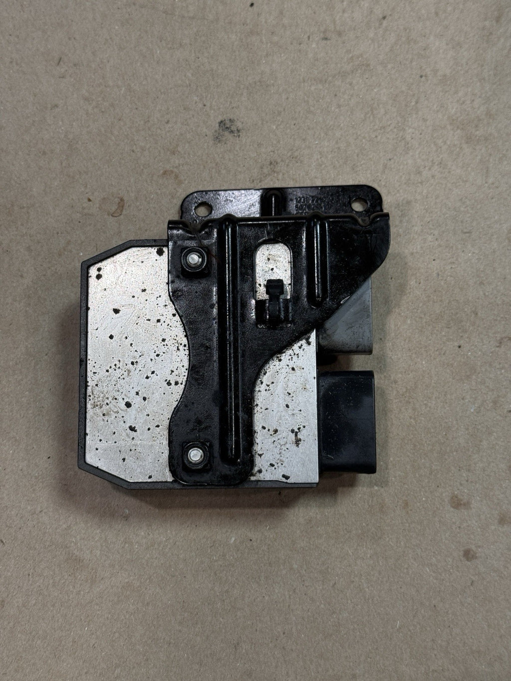 09-14 BMW S1000RR OEM Rectifier Voltage Regulator Bracket Charging Unit Assembly