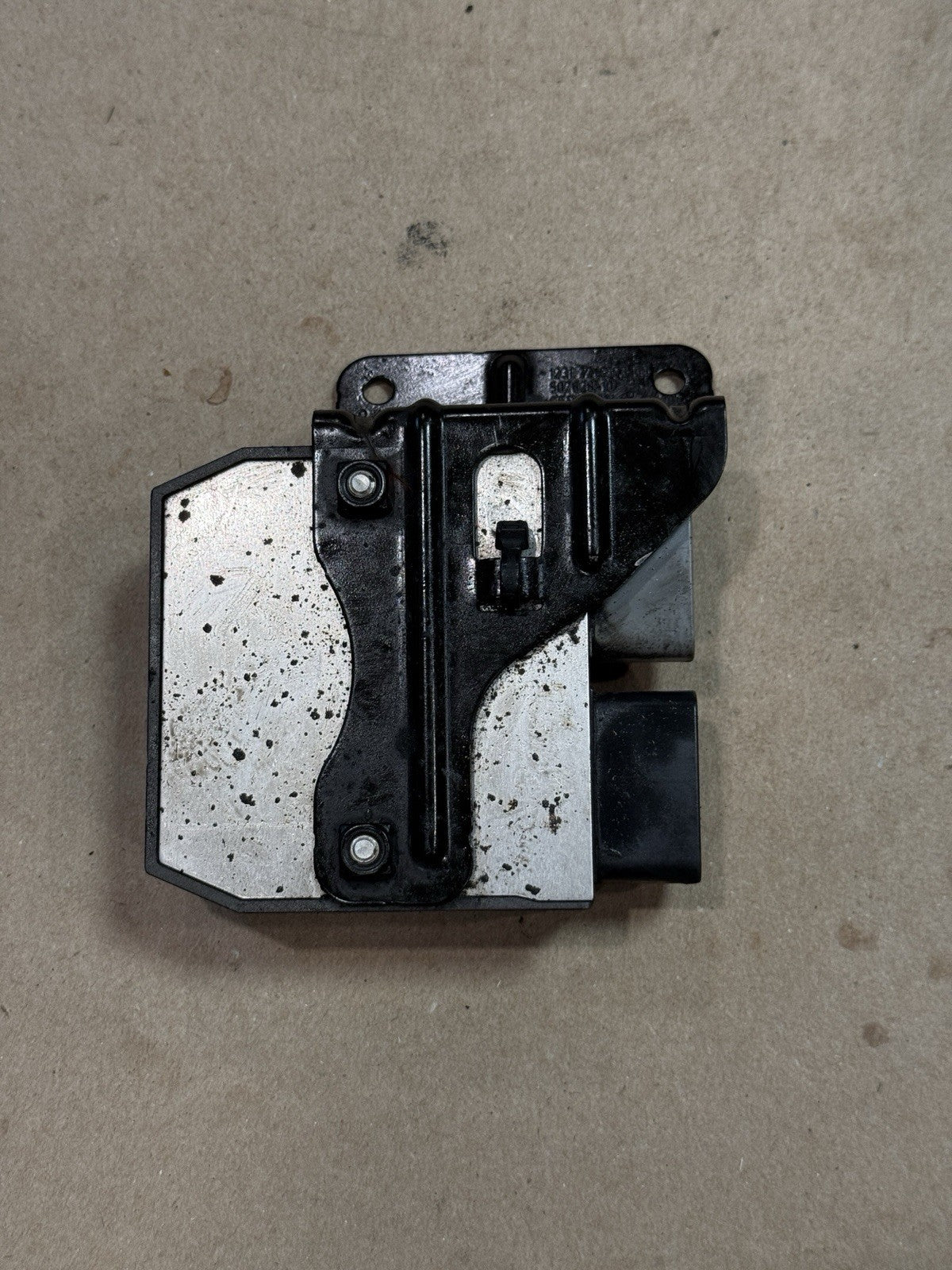 09-14 BMW S1000RR OEM Rectifier Voltage Regulator Bracket Charging Unit Assembly