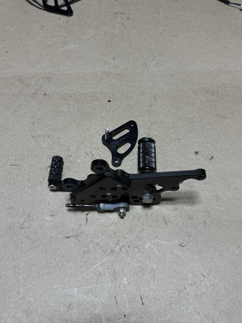 2015-2018 Aprilia RSV4 RR RF Adjustable Rearsets Rear Sets Foot Pegs L&R Black