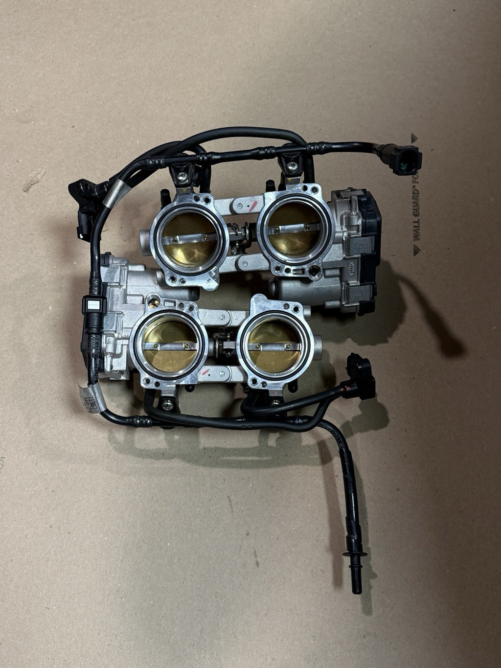 Aprilia RSV4 1100 Factory 21+ Front Rear Throttle Bodies Body Fuel Injectors