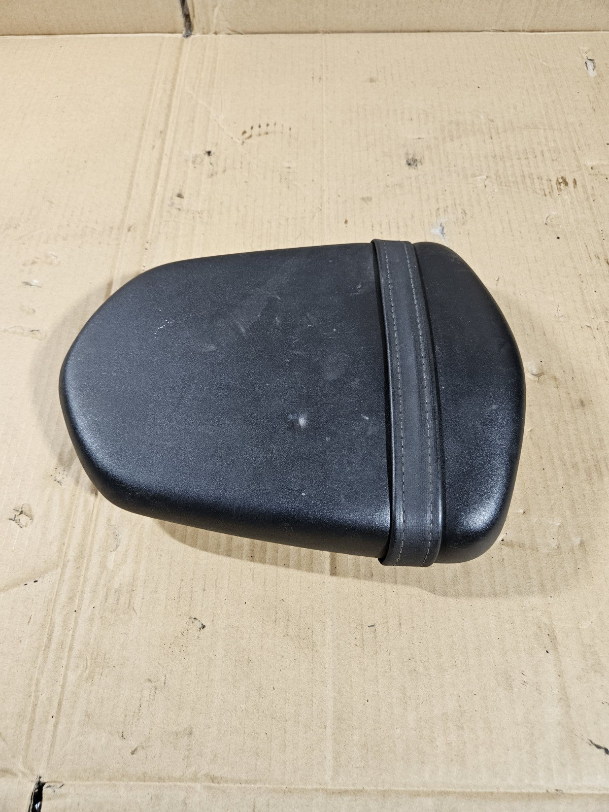 2006 2007 Suzuki GSXR600 Passenger Seat OEM Genuine Pillion Rear Motorcycle1