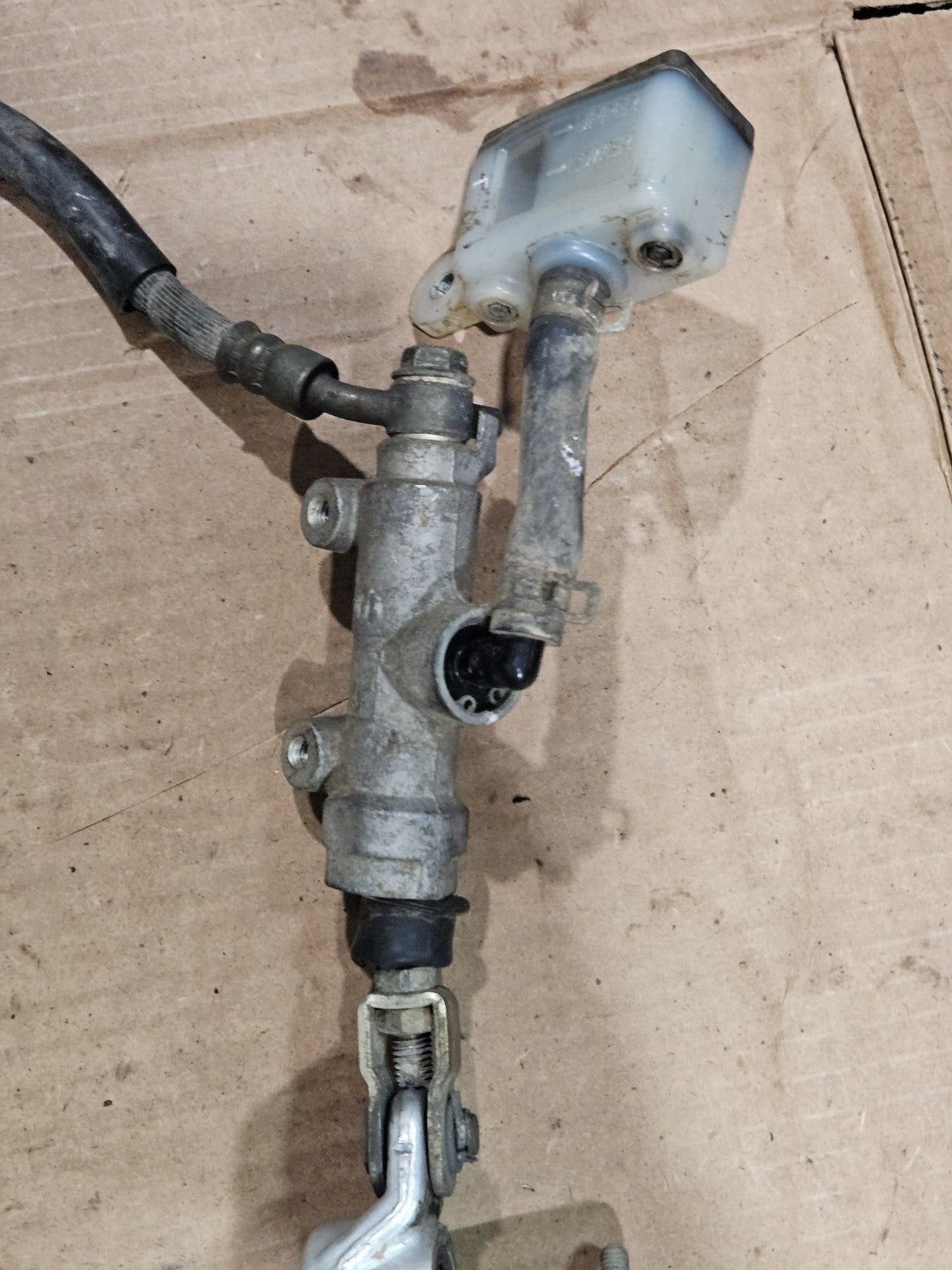 03-20 Suzuki DRZ400S OEM Rear Brake Master Cylinder Caliper Assembly Nice