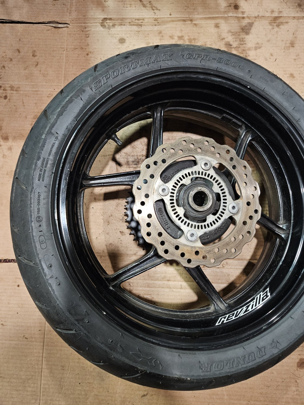 2013-2018 Kawasaki ZX6R 636 OEM Rear Wheel Rim Tire ZR17 Black Dented