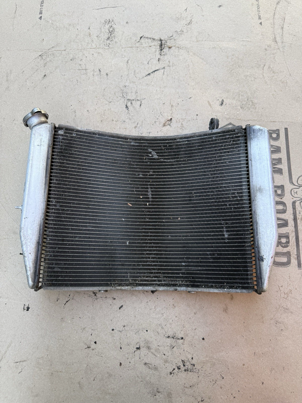 2017-2025 Suzuki GSXR1000 GSXR1000R OEM Engine Coolant Cooling Radiator Cooler