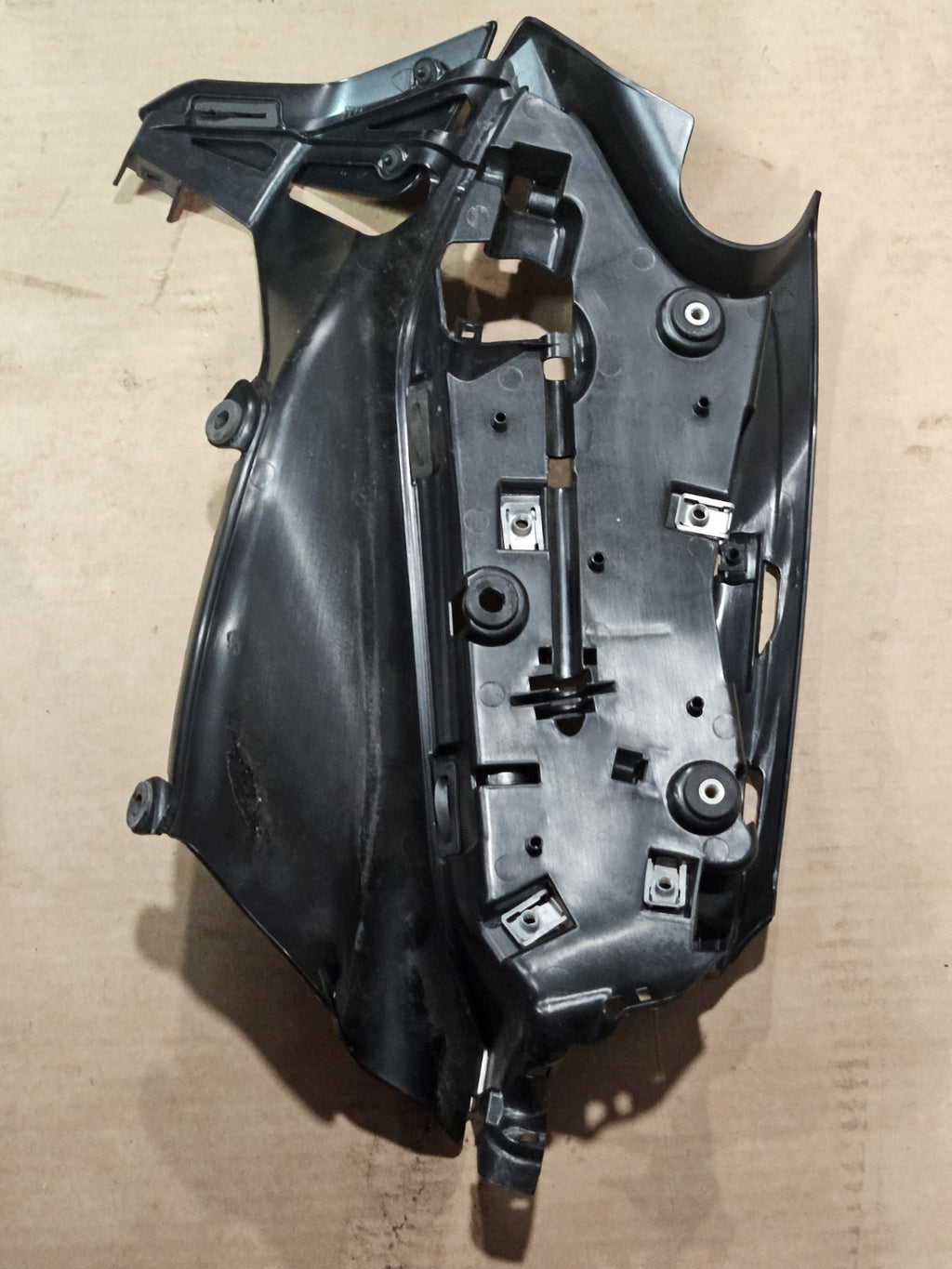 12-19 Ducati 899 959 1199 1299 Oem Right Holder Mid Upper Side Fairing Inner Cow