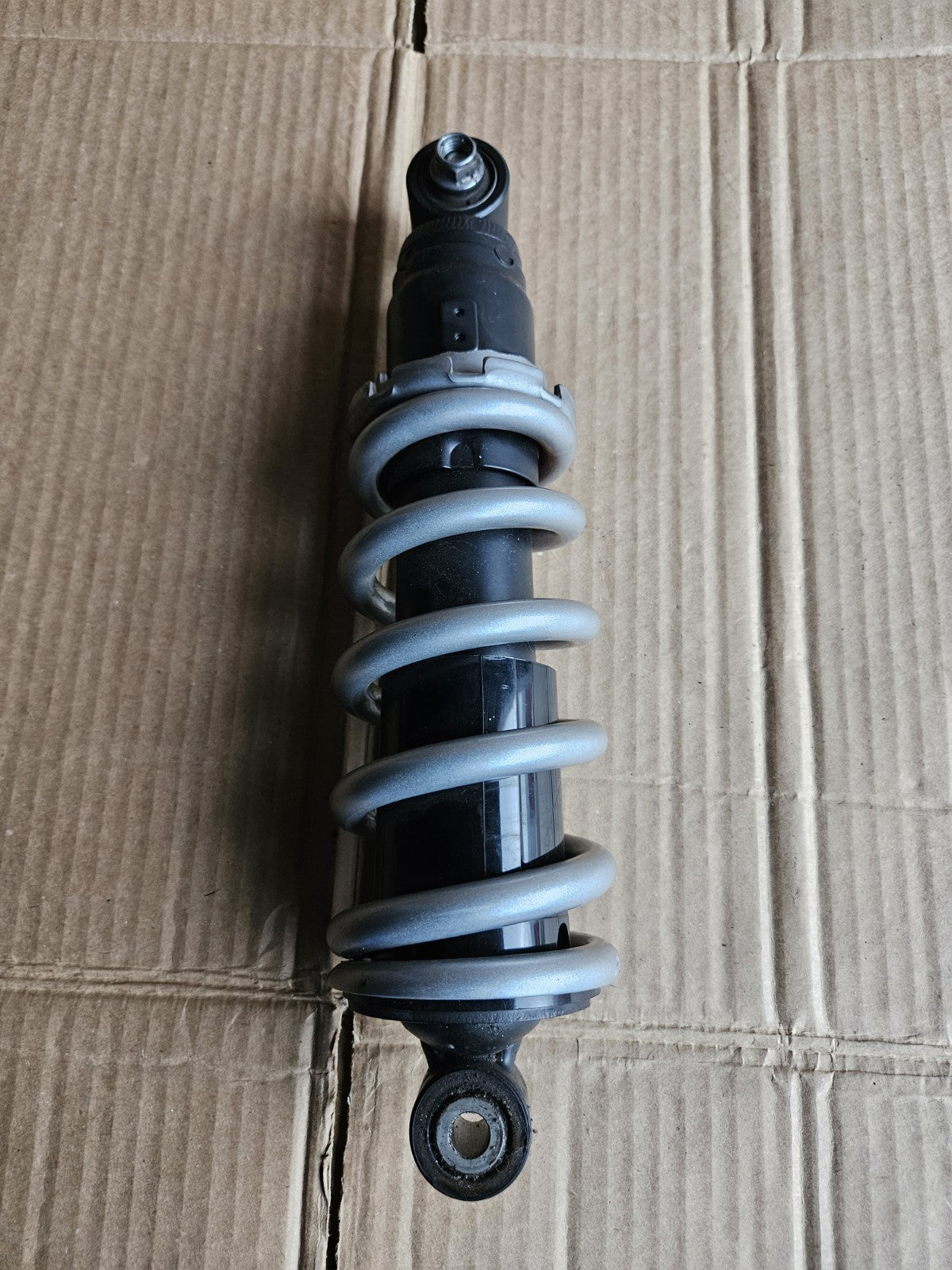 17-21 Kawasaki Ninja 650 Z650 EX650 ER650 OEM Rear Shock Absorber 45014-0565-4584