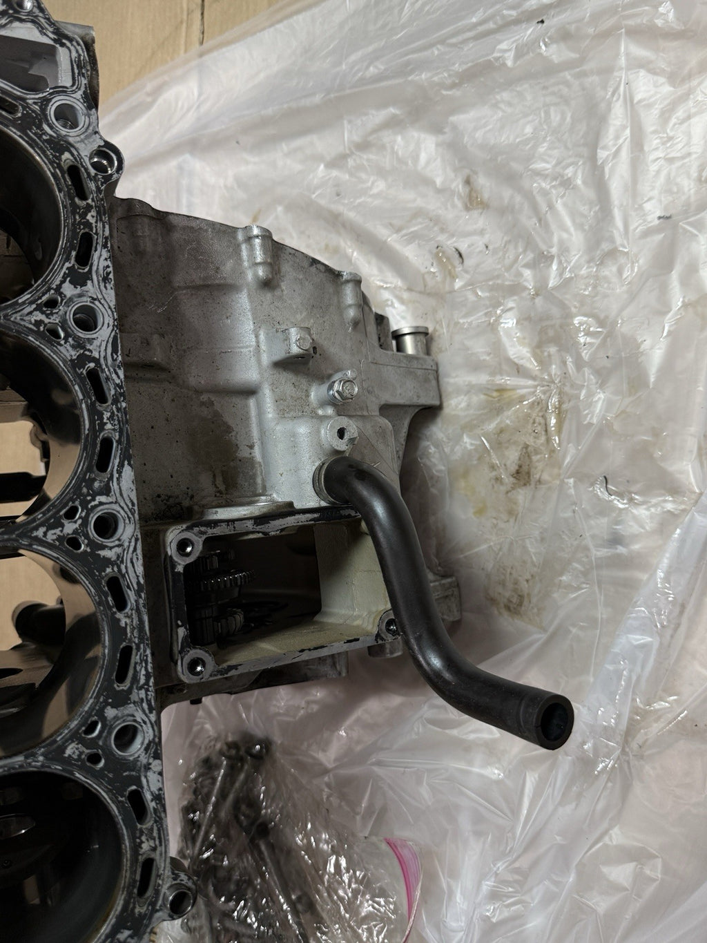 11-15 KAWASAKI NINJA ZX10R OEM ENGINE MOTOR CRANKCASE CRANK CASES BLOCK11