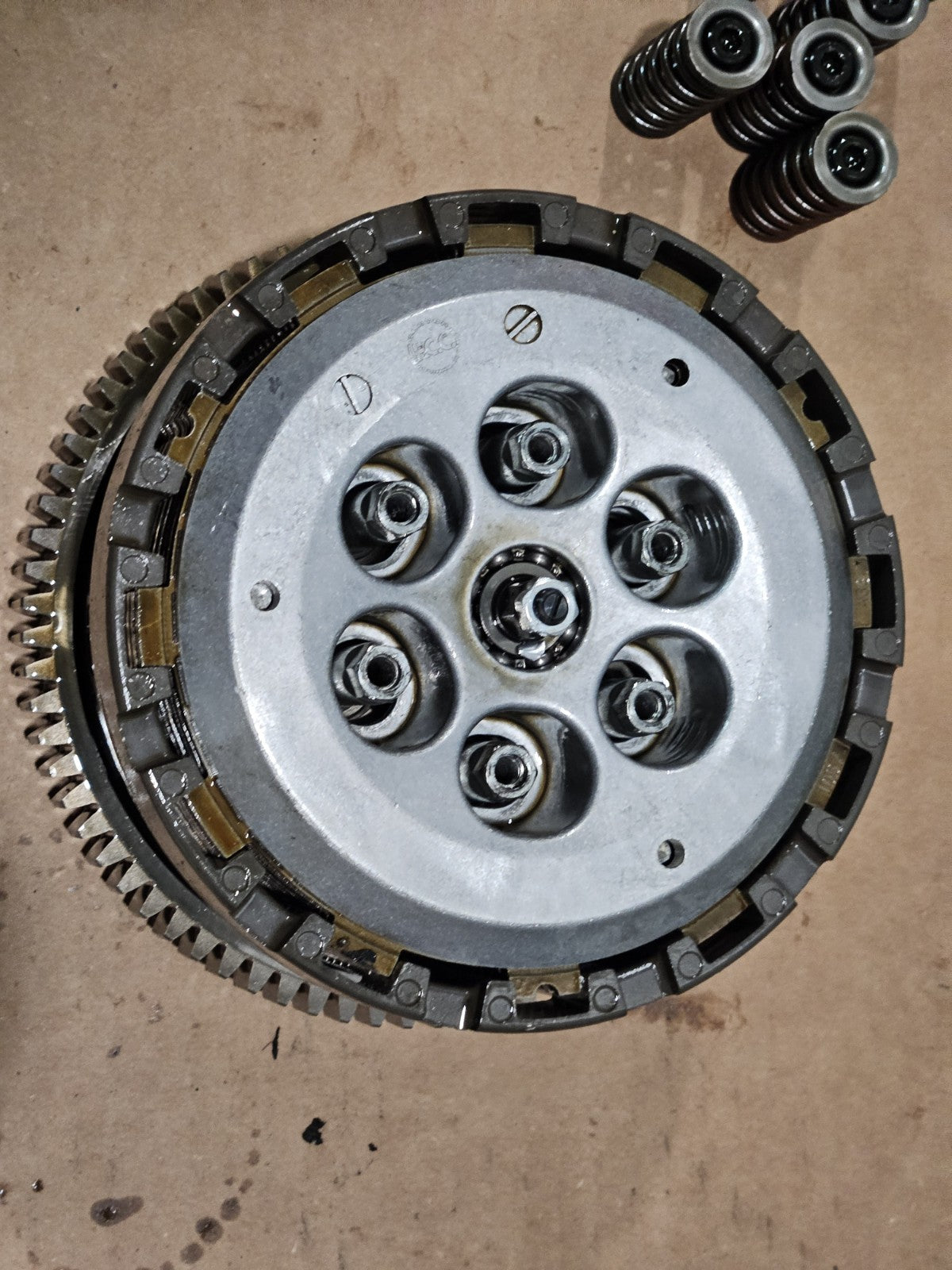 2014 BMW S1000RR S1000R S1000XR HP4 Clutch Basket Hub w/ Springs  Plate Assembly