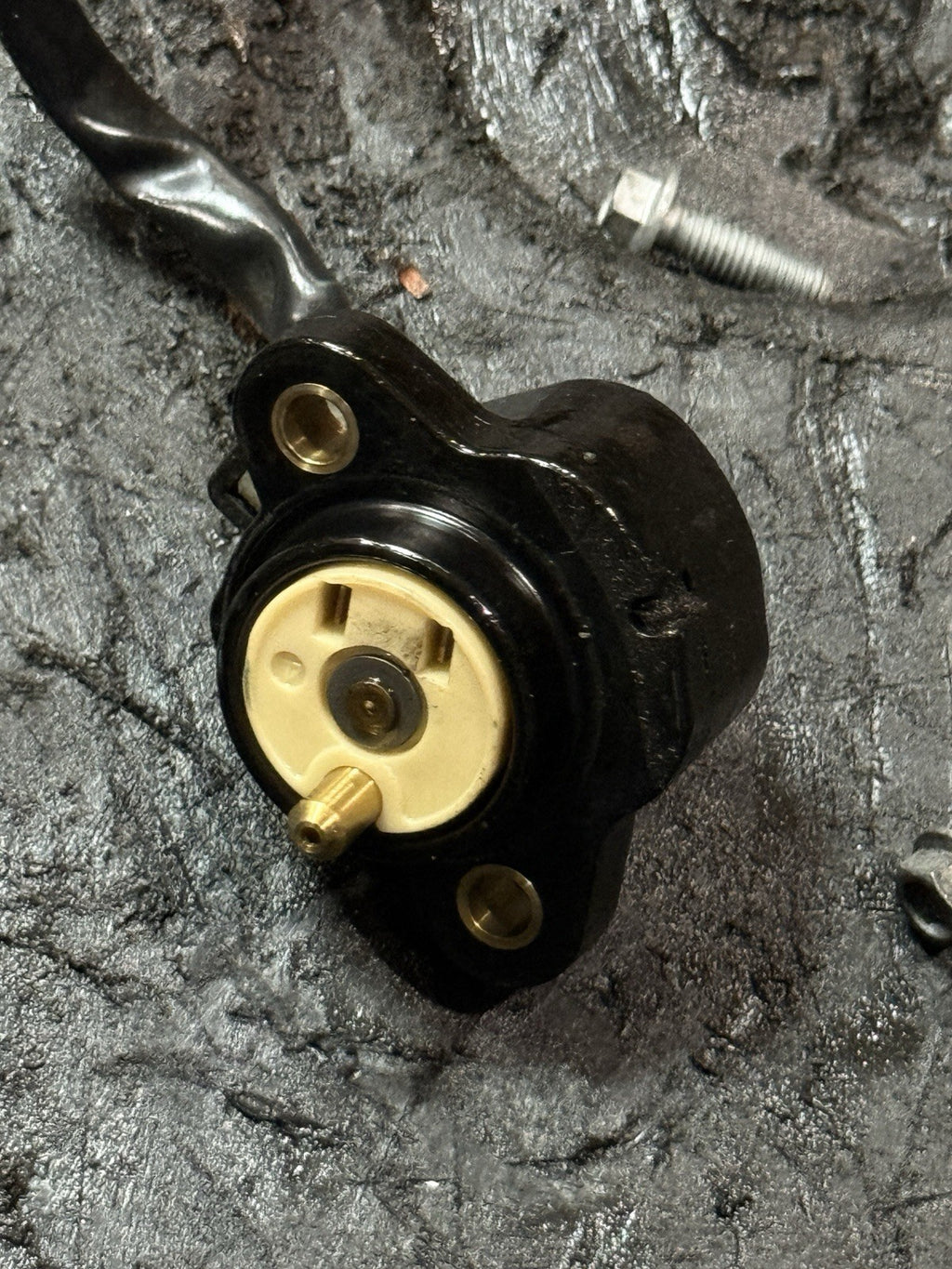 2015-2016 Aprilia RSV4 RR 1000 OEM Gear Position Sensor Neutral Switch 8572655