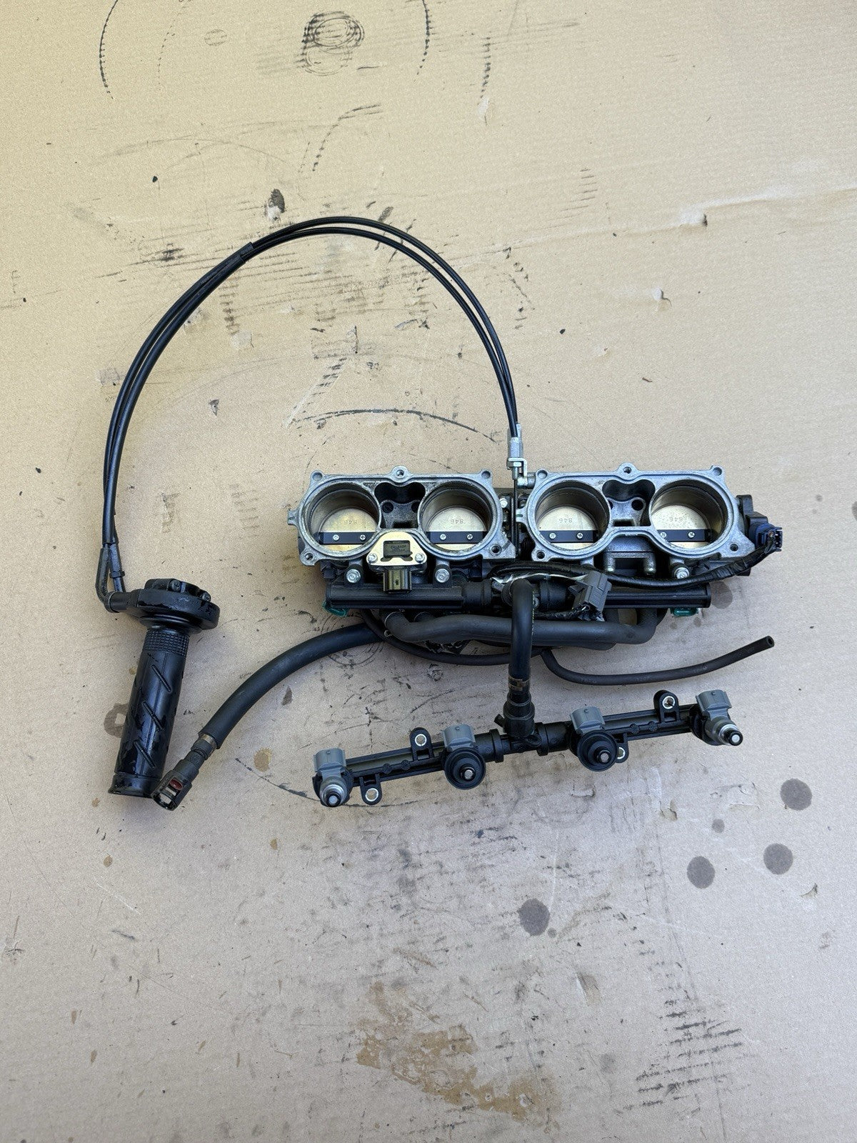 2008-2016 Honda CBR1000RR OEM Throttle Body Bodies Fuel Injectors 16460-MFL-00317