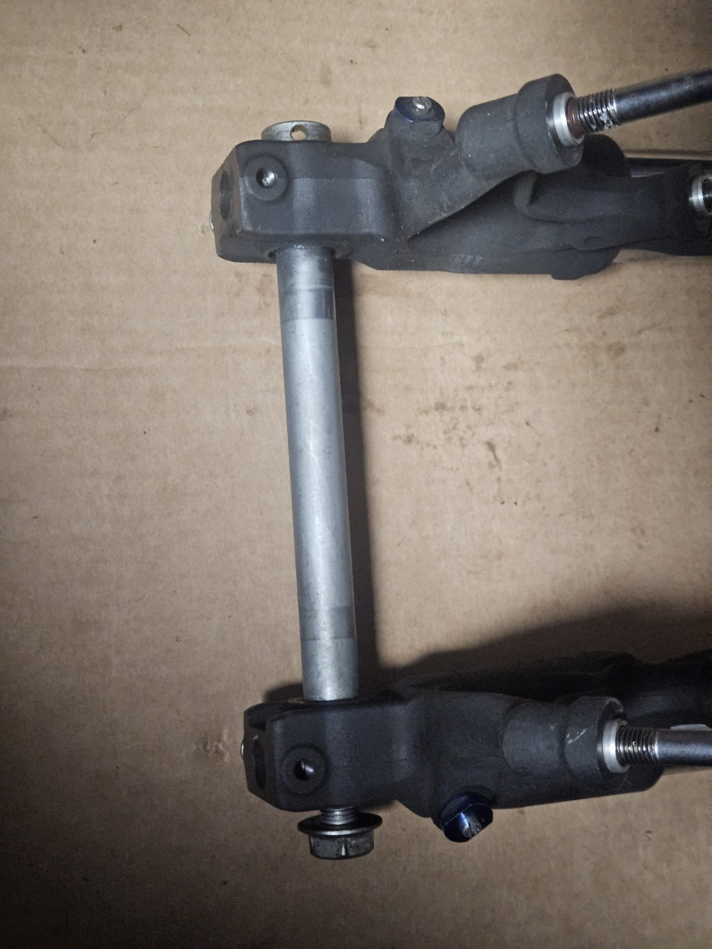 11-16 2011 HONDA CB1000R Genuine OEM FRONT FORKS SHOCK SUSPENSION SET PAIR