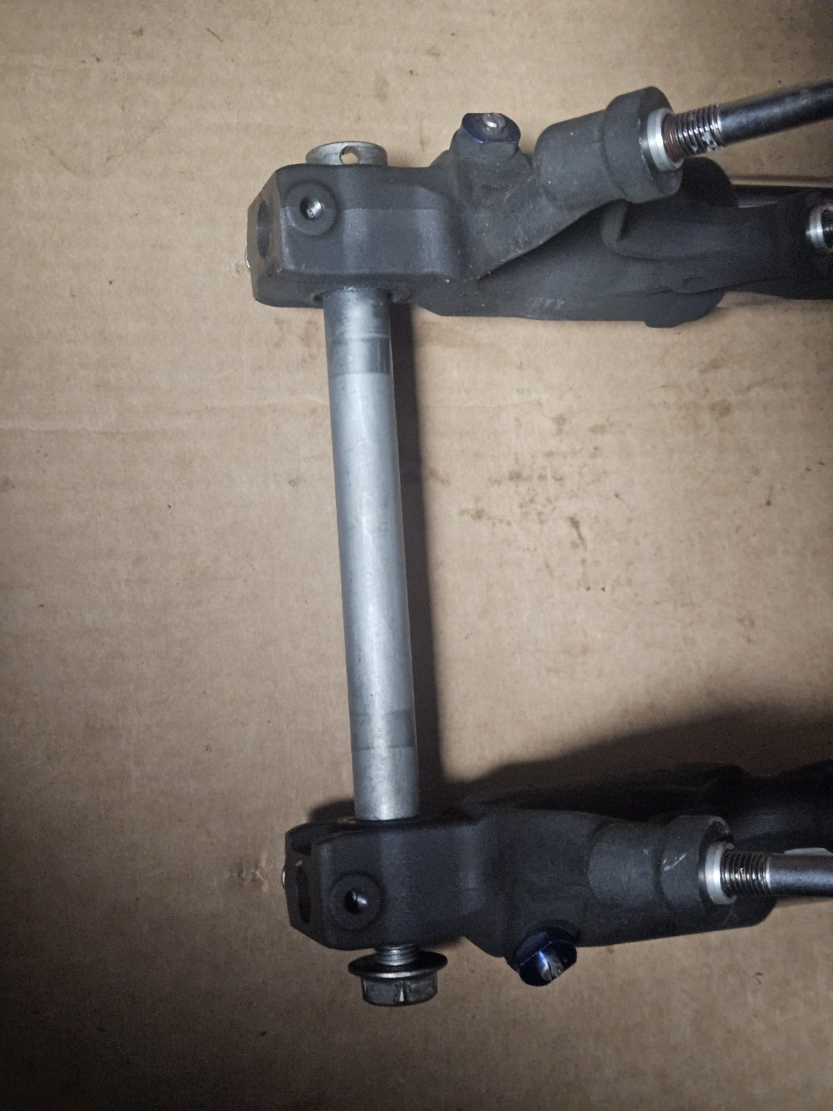 11-16 2011 HONDA CB1000R Genuine OEM FRONT FORKS SHOCK SUSPENSION SET PAIR