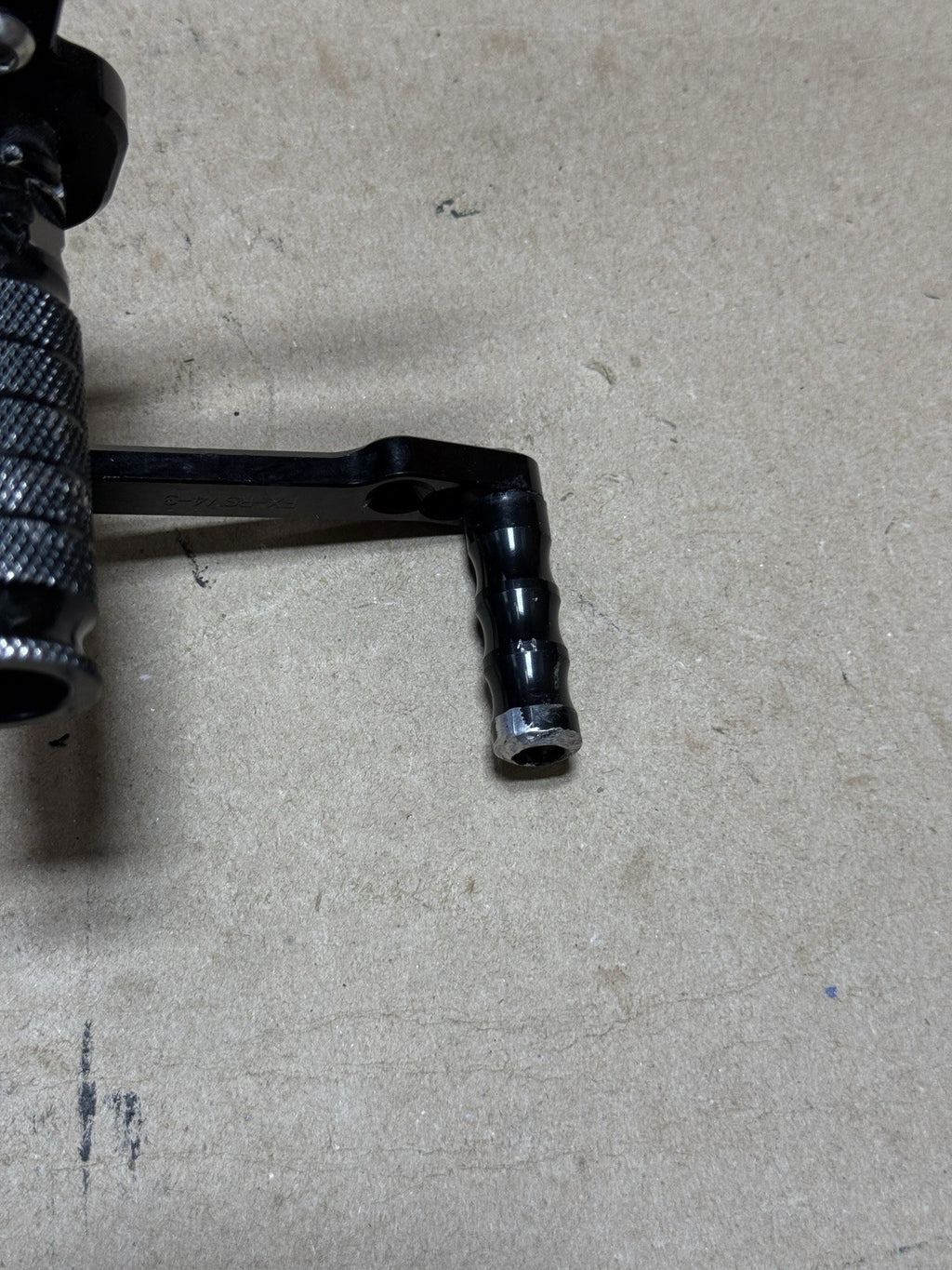 2015-2018 Aprilia RSV4 RR RF Adjustable Rearsets Rear Sets Foot Pegs L&R Black