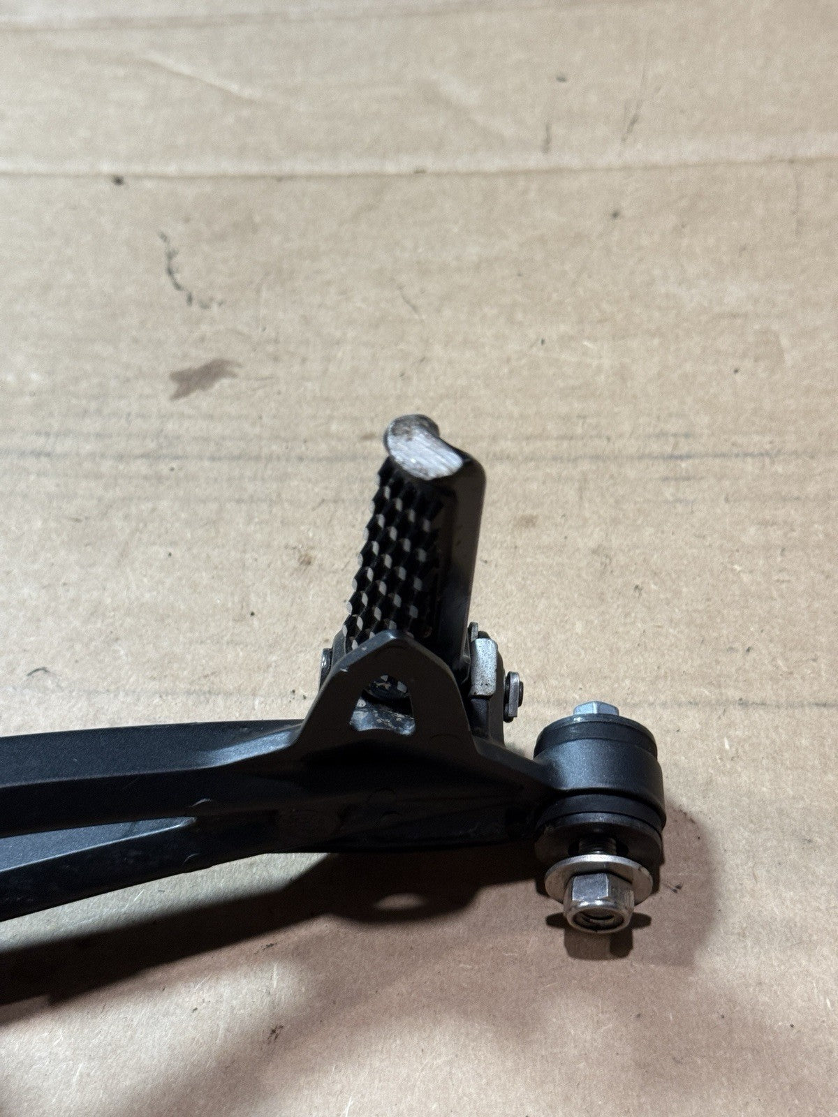 19-23 Kawasaki Ninja ZX6R 636 OEM Rear Passenger Foot Pegs Footrests 34028-009413